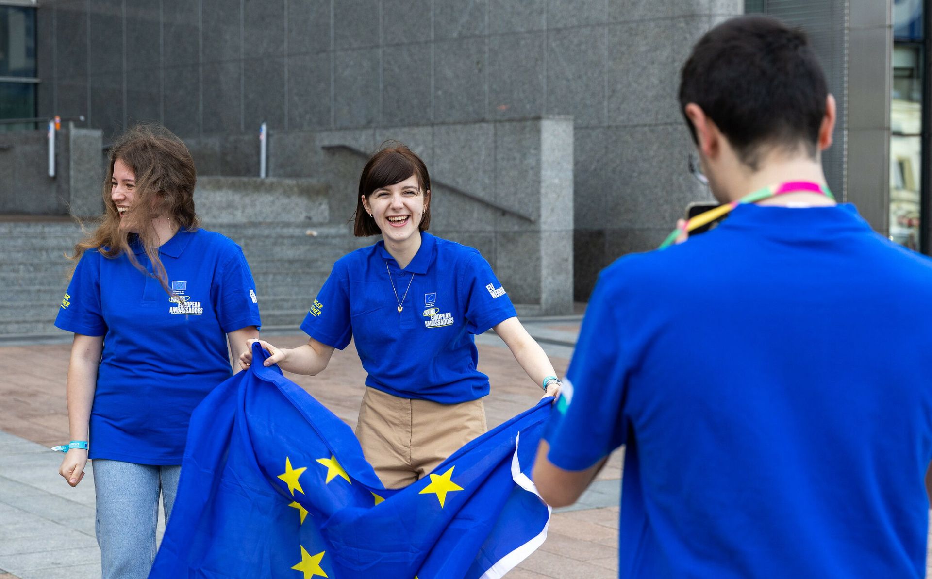 EU confirms launch of EU accessions negotiations with Ukraine and Moldova on 25 June in Luxembourg