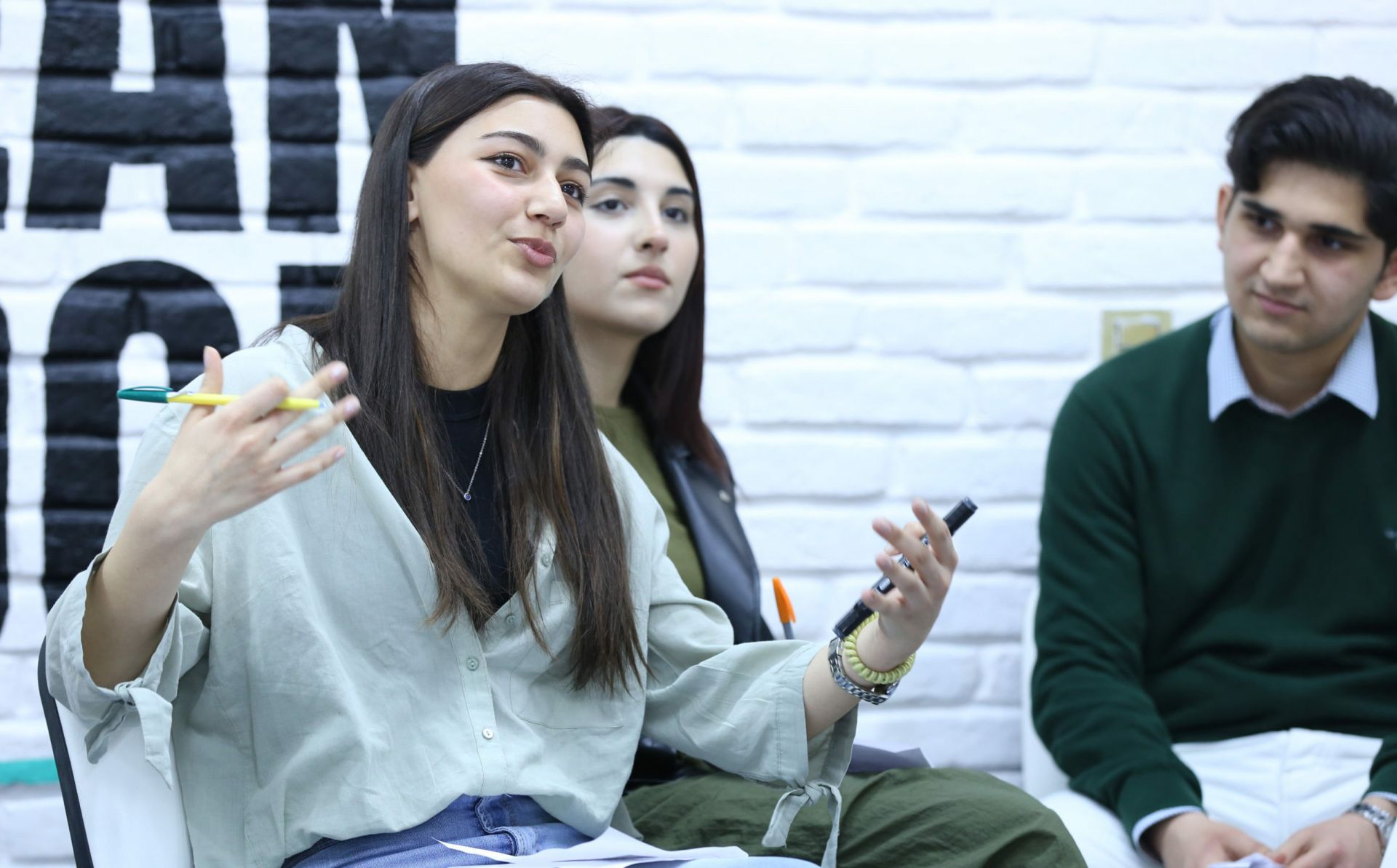 Azərbaycan: tvinninq layihəsi üçün tam ştat tərcüməçi axtarılır