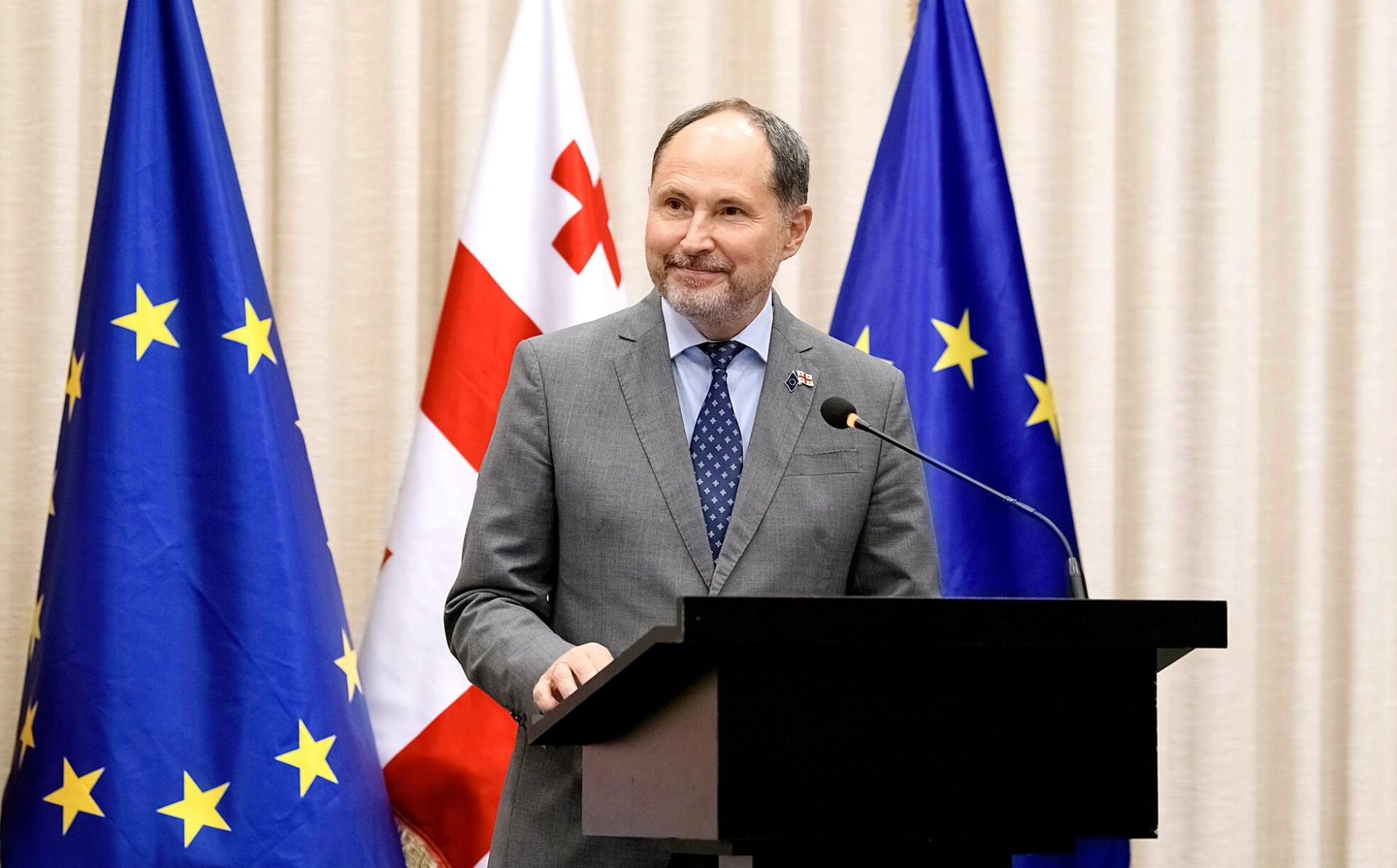 ევროკავშირის წარმომადგენლობა გაფართოების პაკეტის ფარგლებში საქართველოს შესახებ 2023 წლის წლიურ ანგარიშს ამზადებს. 