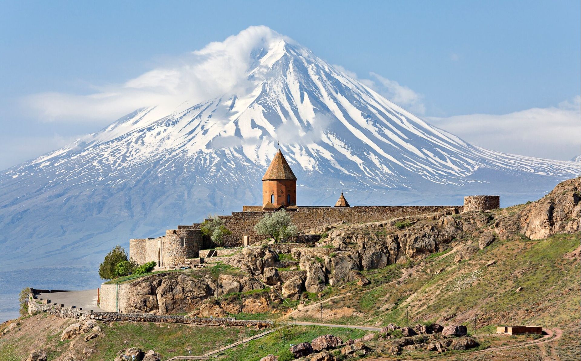 Top EBRD officials to visit Armenia, Georgia and Azerbaijan
