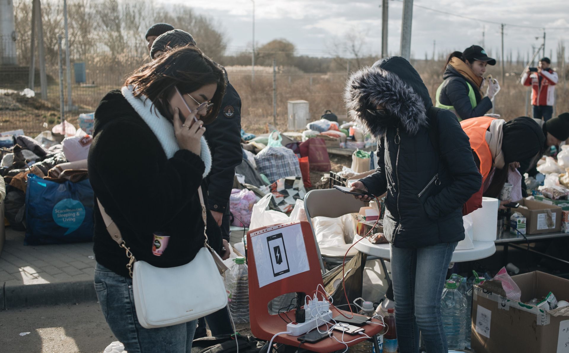 Ukraine: EU facilitates steps by telecom operators to offer cheap or free roaming to refugees