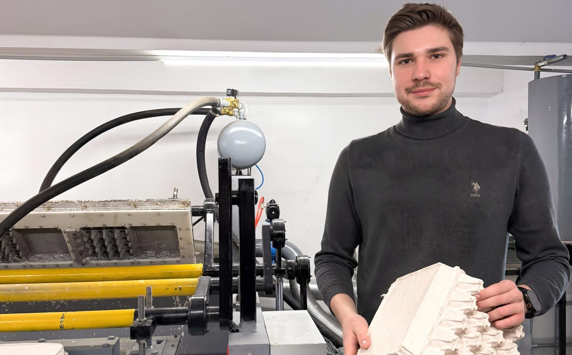 How a young entrepreneur from Moldova is turning paper waste into sustainable packaging, with the support of EU4Youth