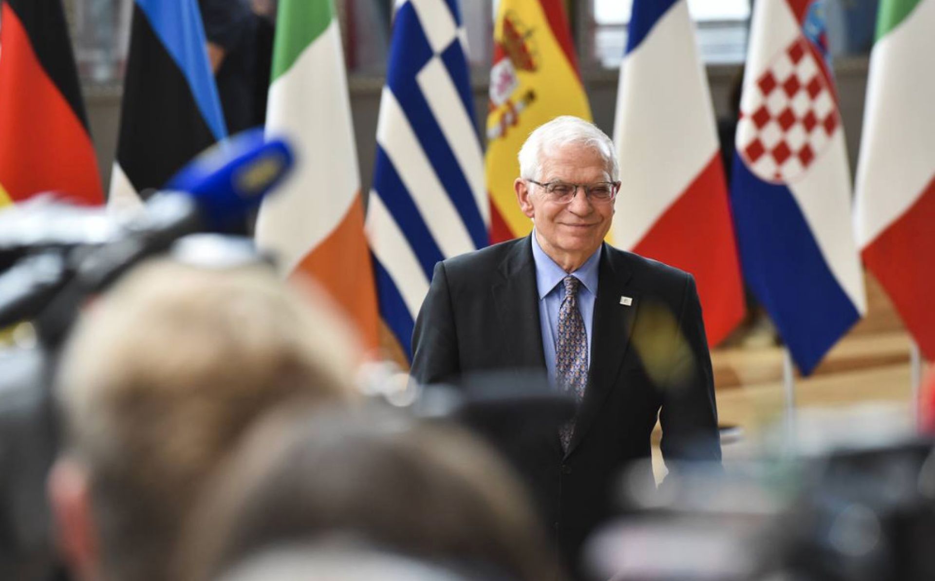 Borrell: sixth sanctions package hits three Russian banks and possibly Patriarch Kirill
