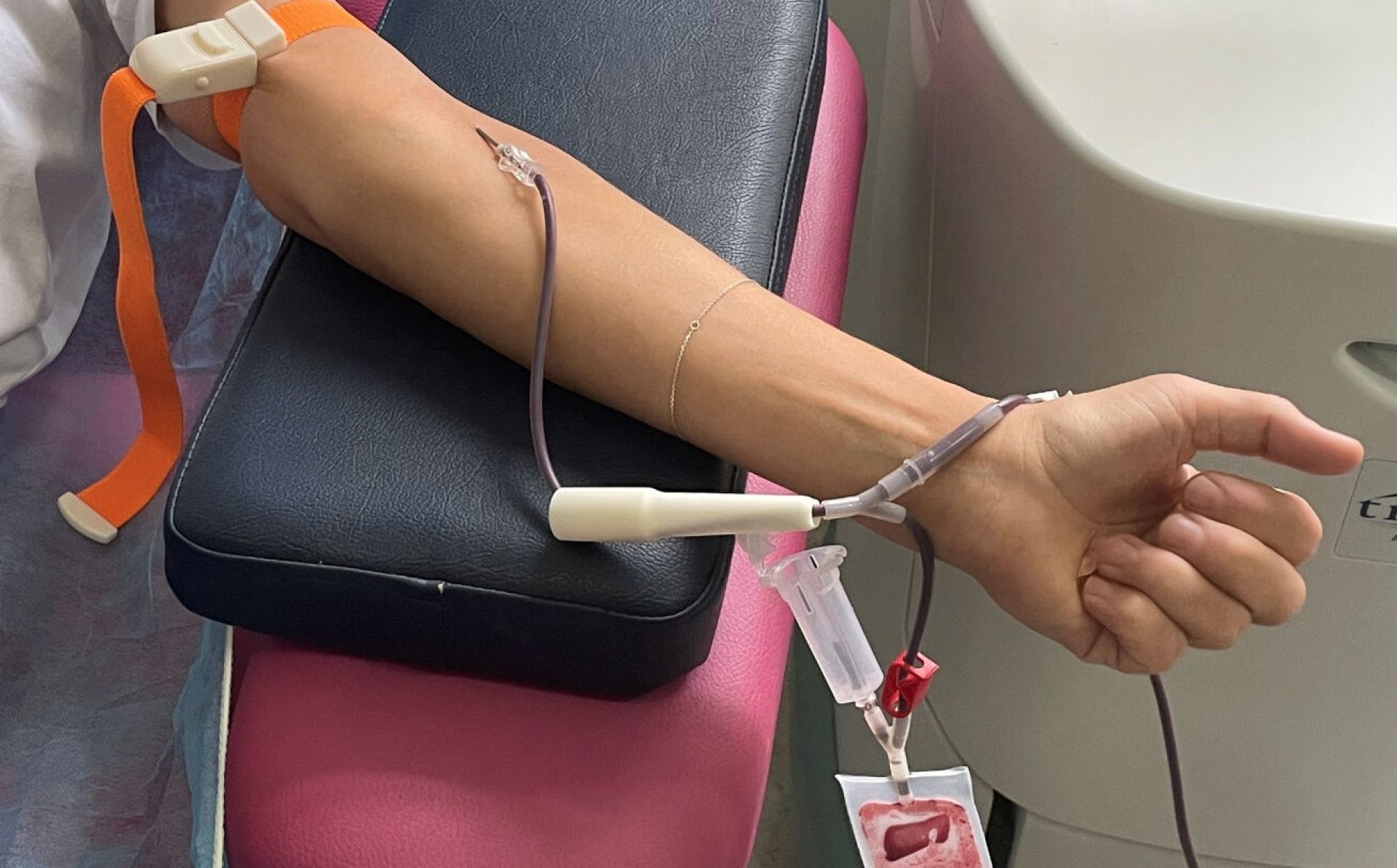Azerbaijan: EU Delegation employees donate blood to Central Blood Bank&nbsp;