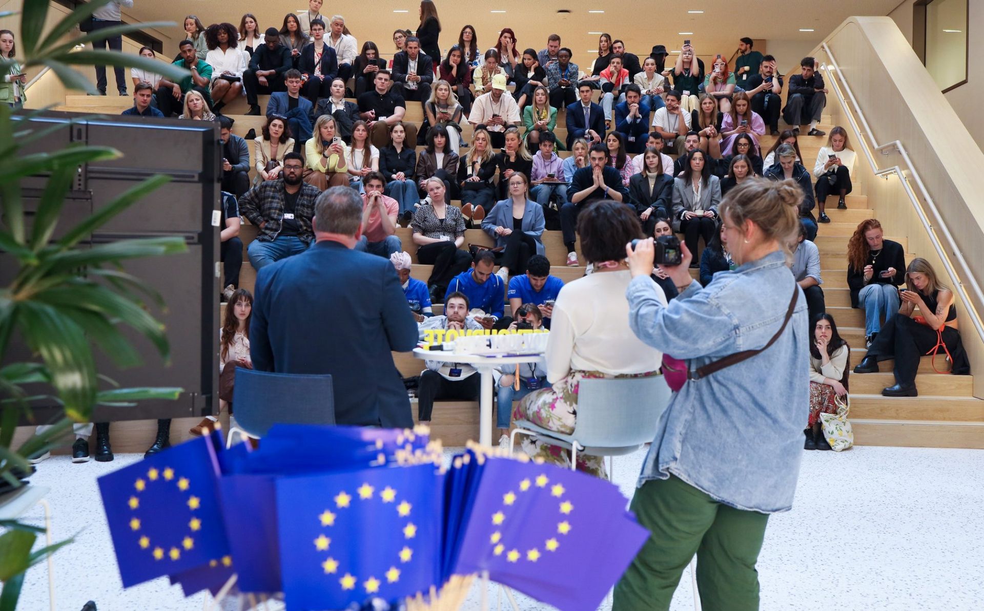 Webinar on full scholarships by College of Europe for students from Eastern Partner countries – join on 27 November