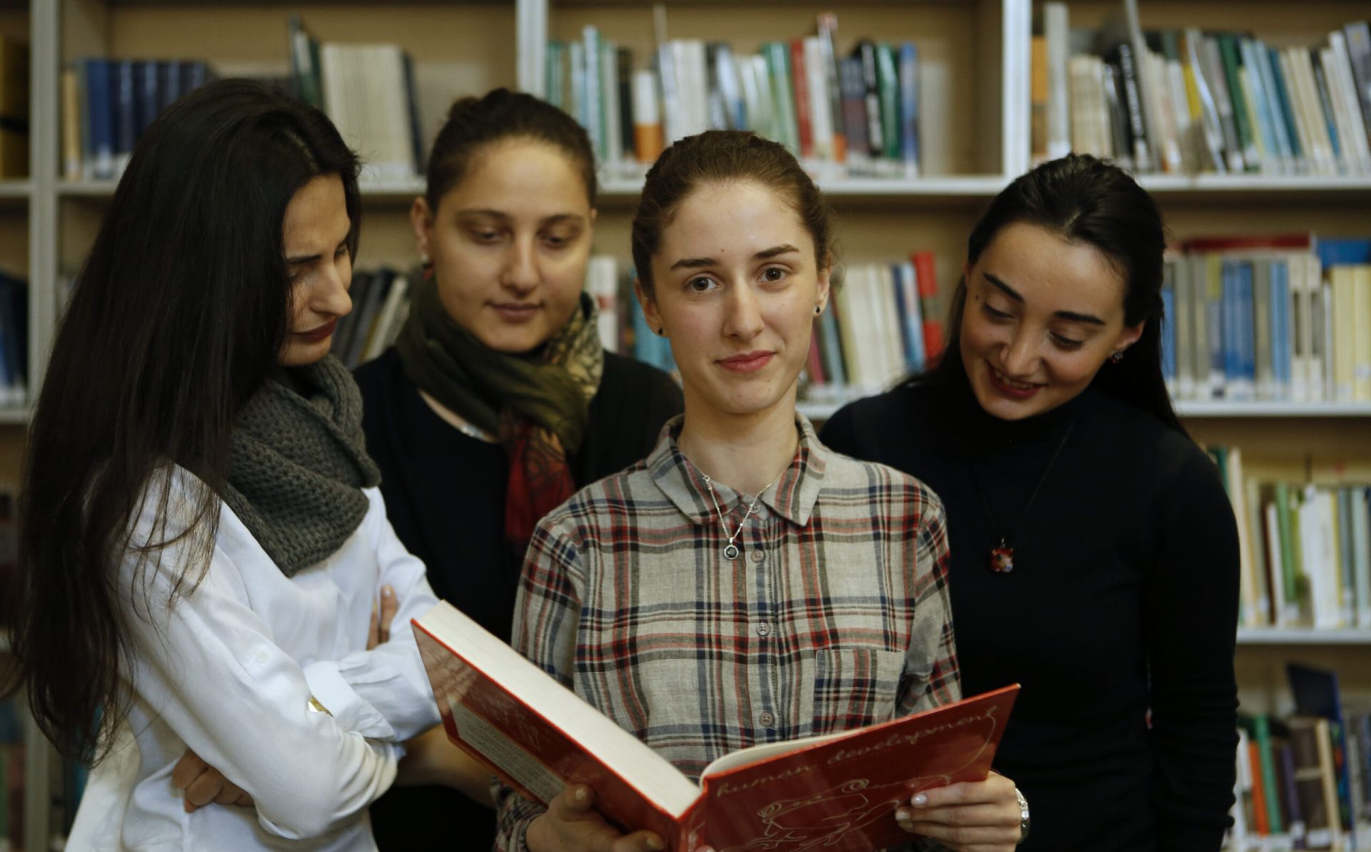 „ერთხელ ერაზმუსელი, ყოველთვის ერაზმუსელი რჩები“: როგორ აახლოებს განათლება საქართველოს ევროკავშირთან