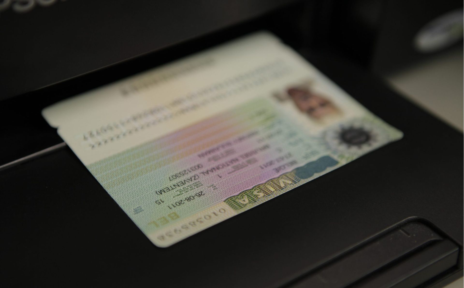EU adopts stricter rules on visas for Russian nationals