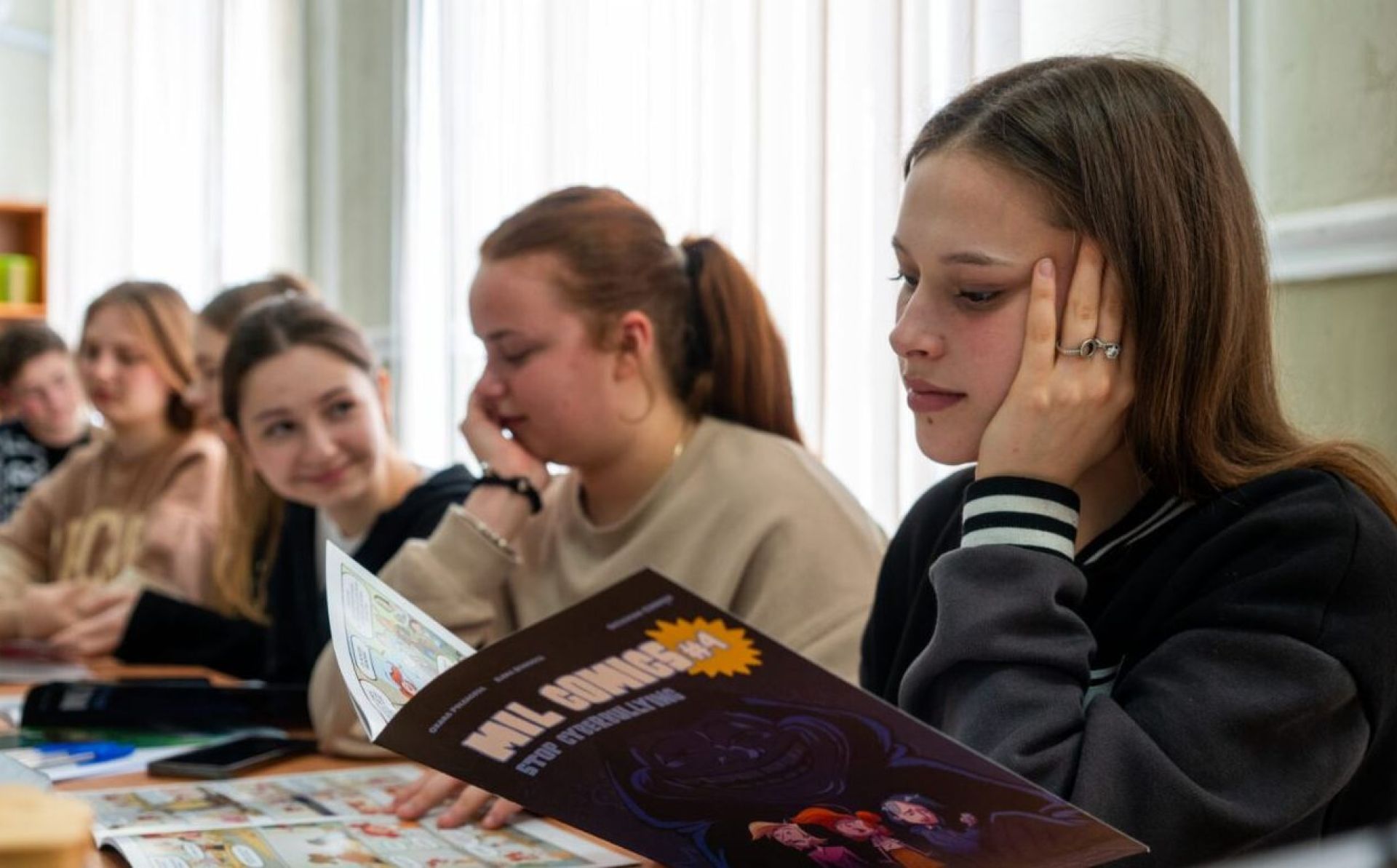 EU supports digital literacy among young Moldovans through comics