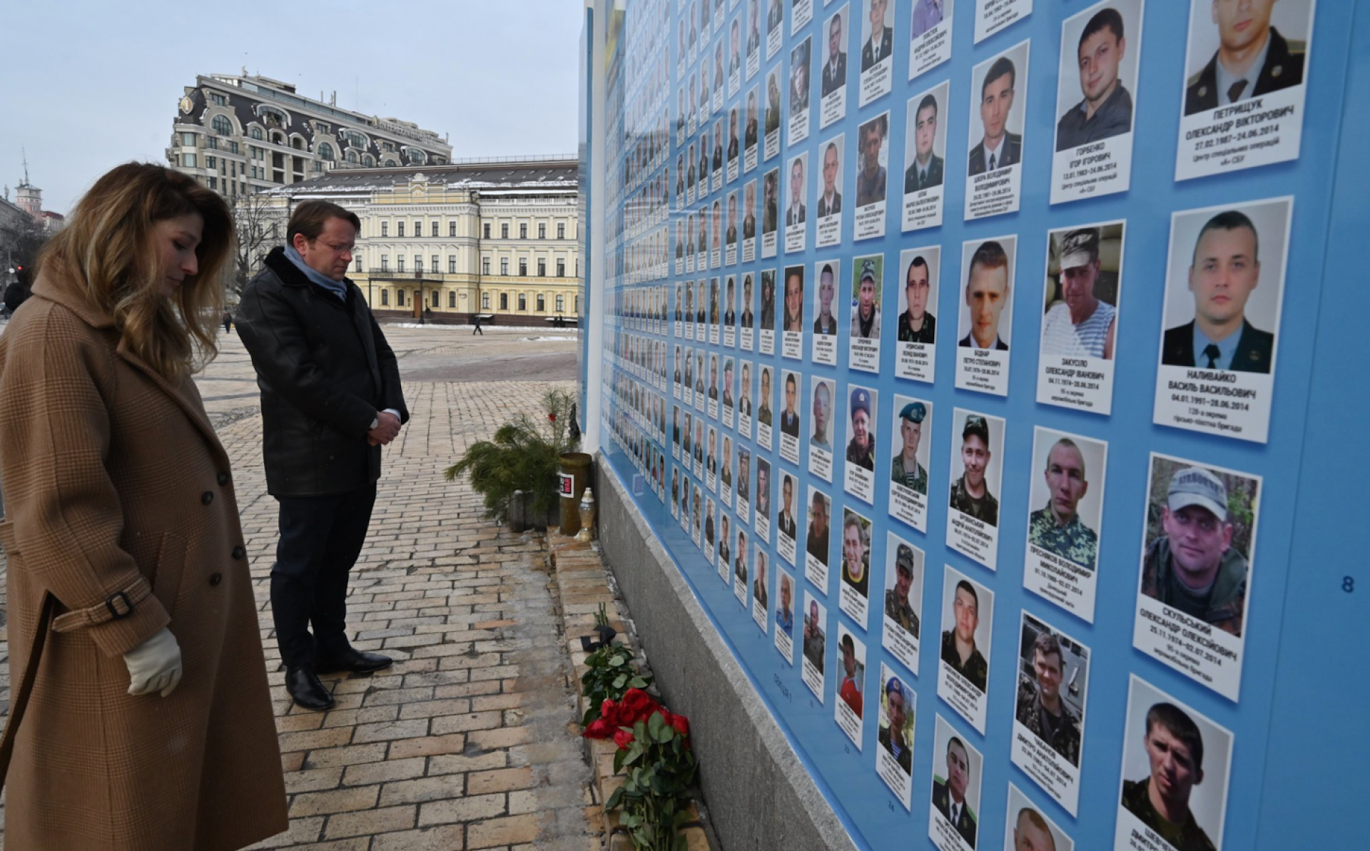 Commissioner Olivér Várhelyi visits Ukraine to reaffirm EU’s strong support to Ukraine