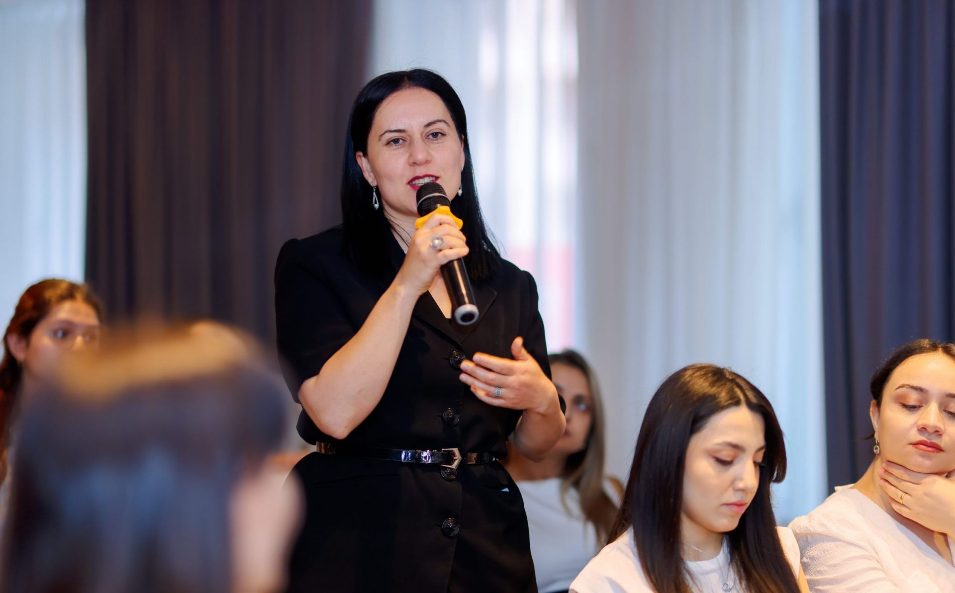 «Ես ձգտում եմ անել ամեն ինչ՝ իմ, իմ ընտանիքի և համայնքի բարօրության համար» – ինչպես EU4Youth ծրագիրը օգնեց Թաթևին տարածել թվային հմտությունները Տավուշում