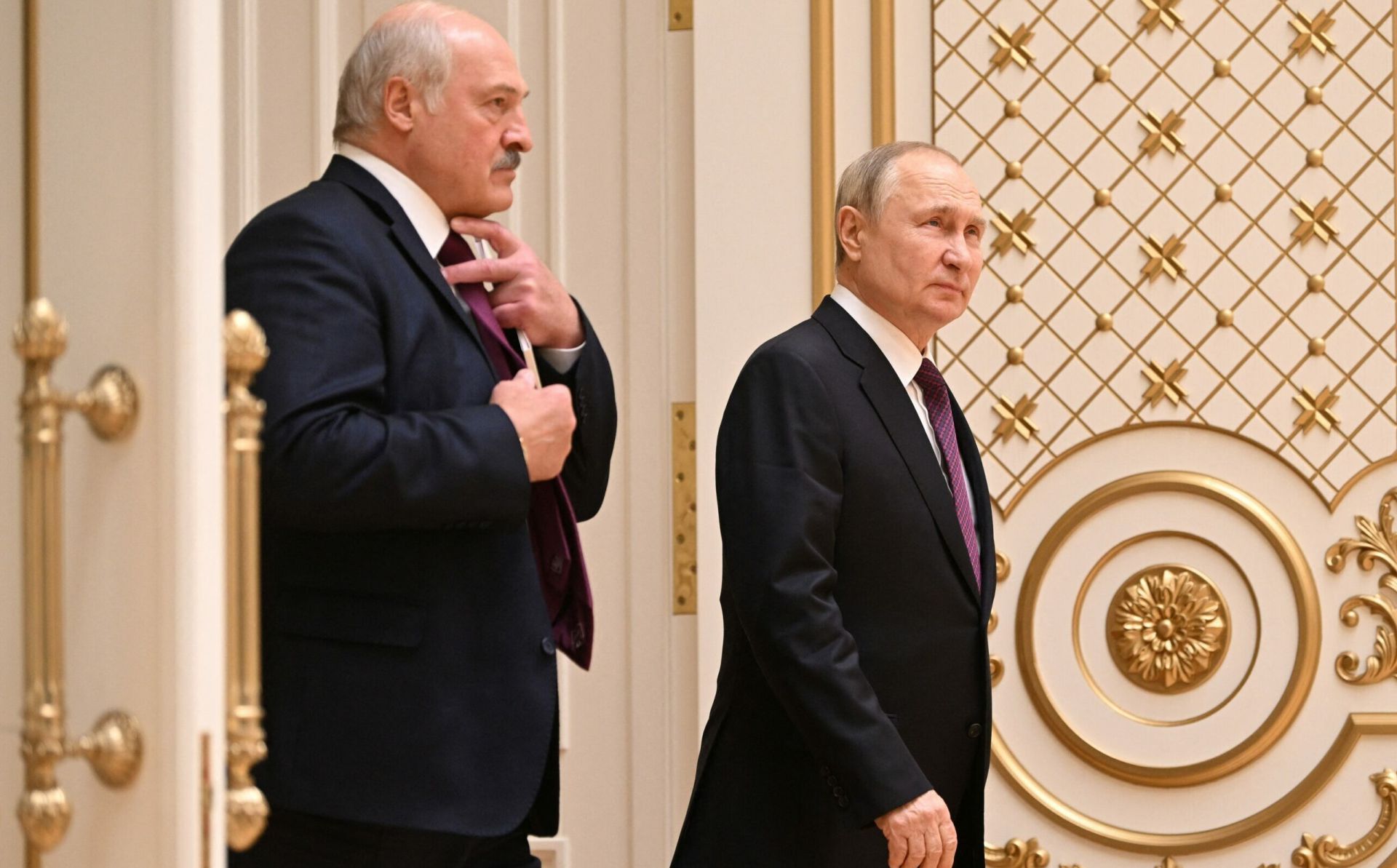 12-й пакет санкцій ЄС проти Росії та Білорусі: додано 61 фізичну та 86 юридичних осіб   