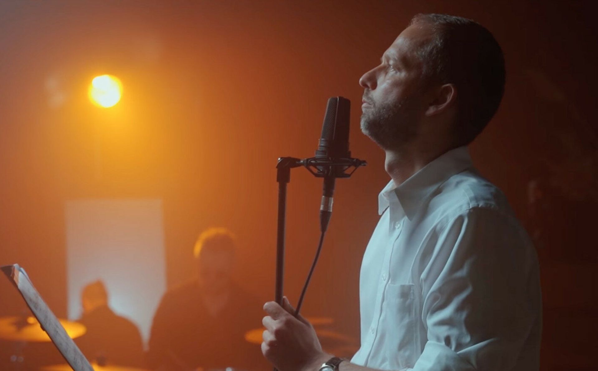Romanian Language Day: EU Ambassador to Moldova performs Latvian rock song in Romanian