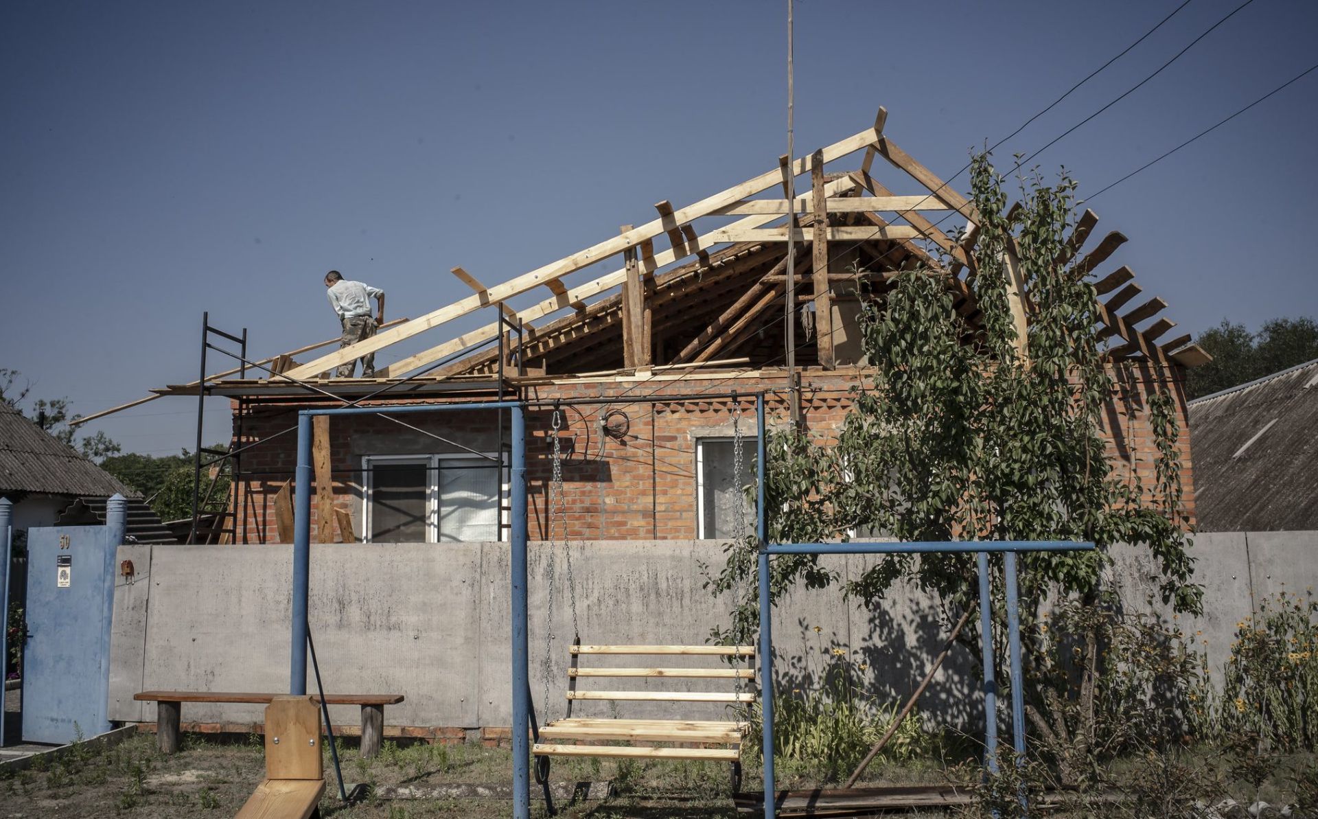 EIB invests 50 million in Amber Dragon, the first-ever infrastructure  equity fund for Ukraine's recovery - EU NEIGHBOURS east