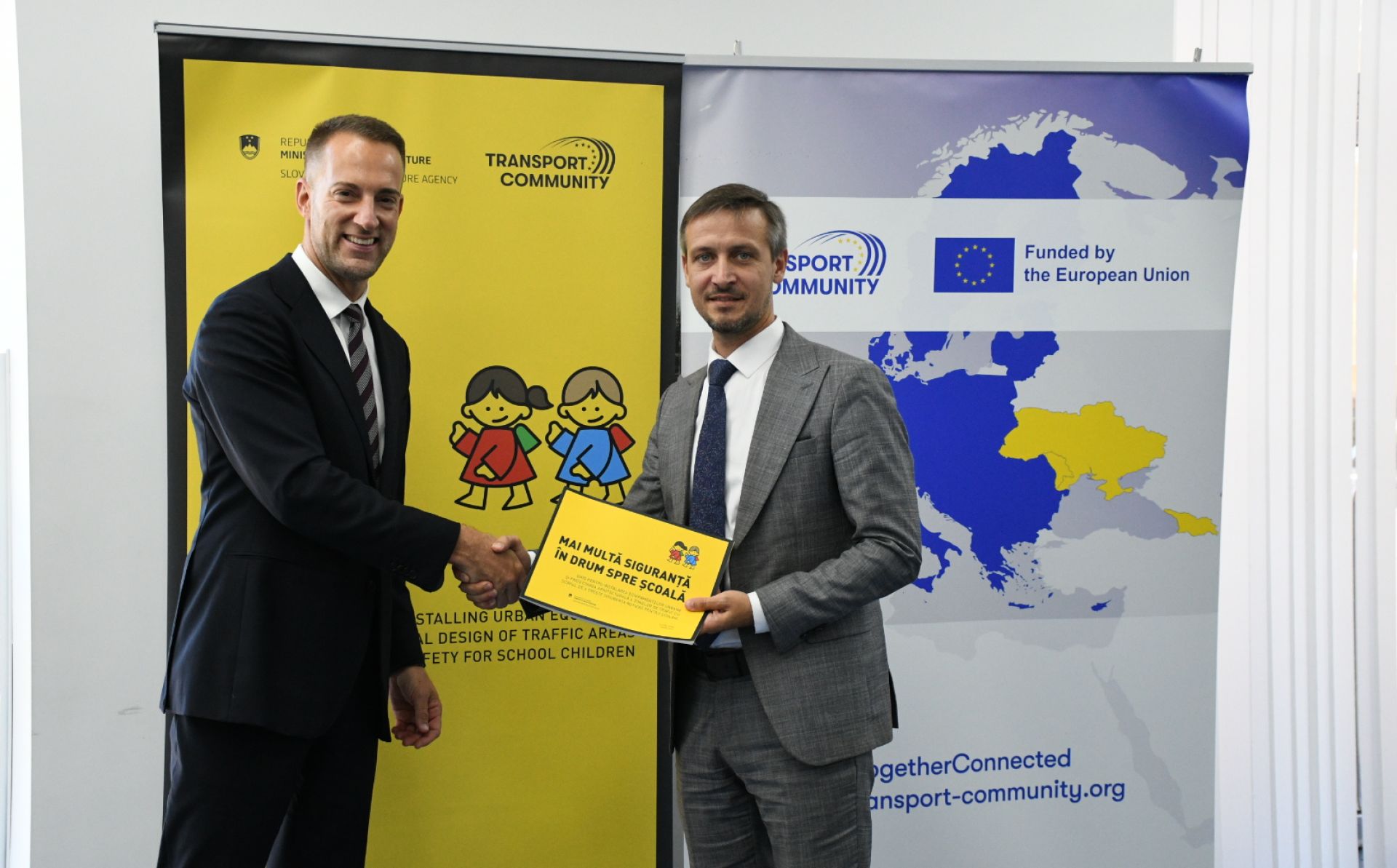 EU-backed Transport Community enhances road safety around educational institutions in Moldova 