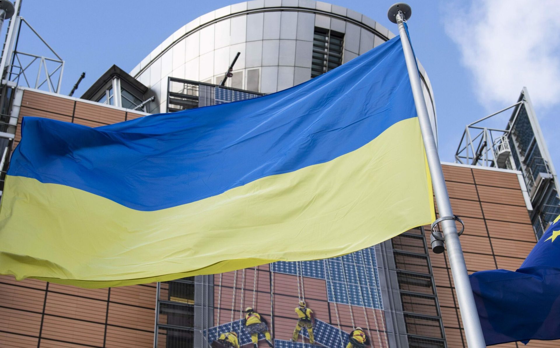 Sanctions circumvention and energy measures: EU adopts 14th package of sanctions against Russia