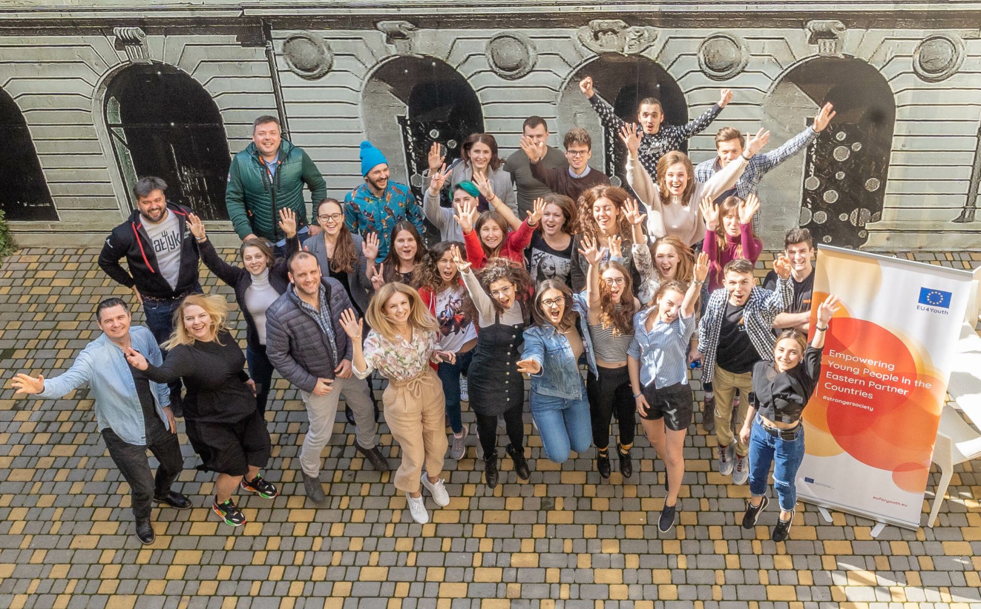 EU4Youth Alumni network: deadline extended to 22 October