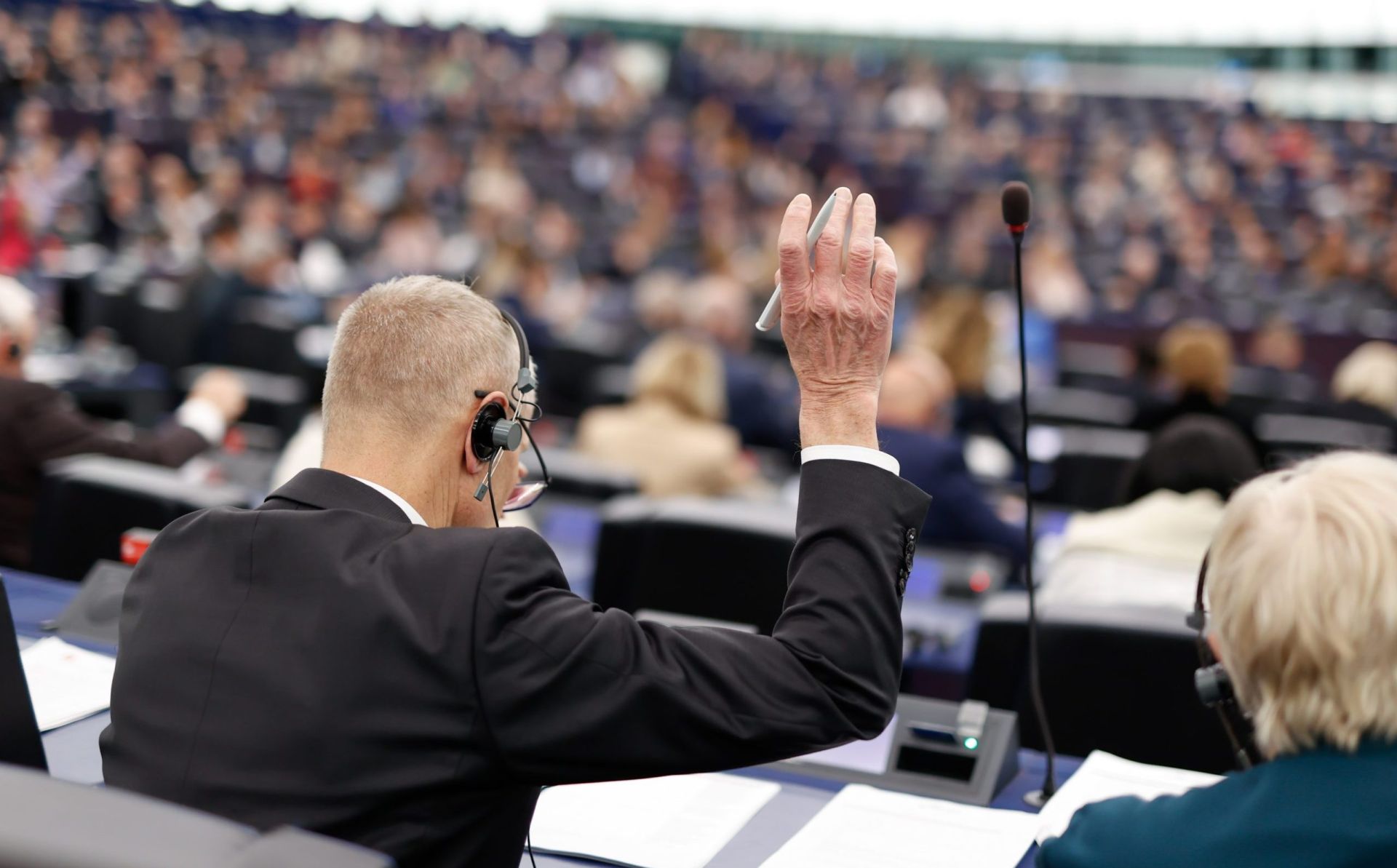European Parliament condemns Russia’s use of disinformation to justify its war in Ukraine