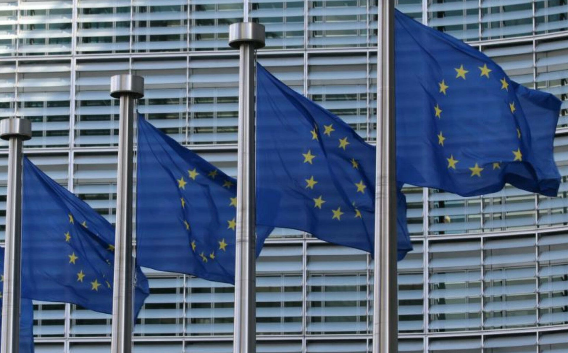 Visa-free travel for Georgia, Moldova and Ukraine: Immediate steps needed to bring visa policy in line with EU policy