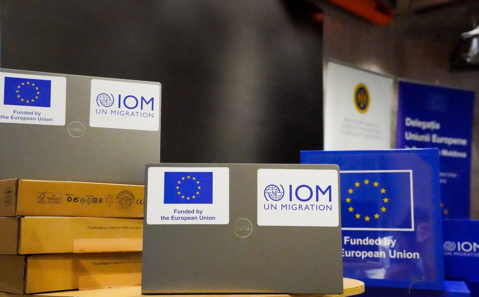 EU and IOM provide laptops to Moldovan specialists protecting victims of violence
