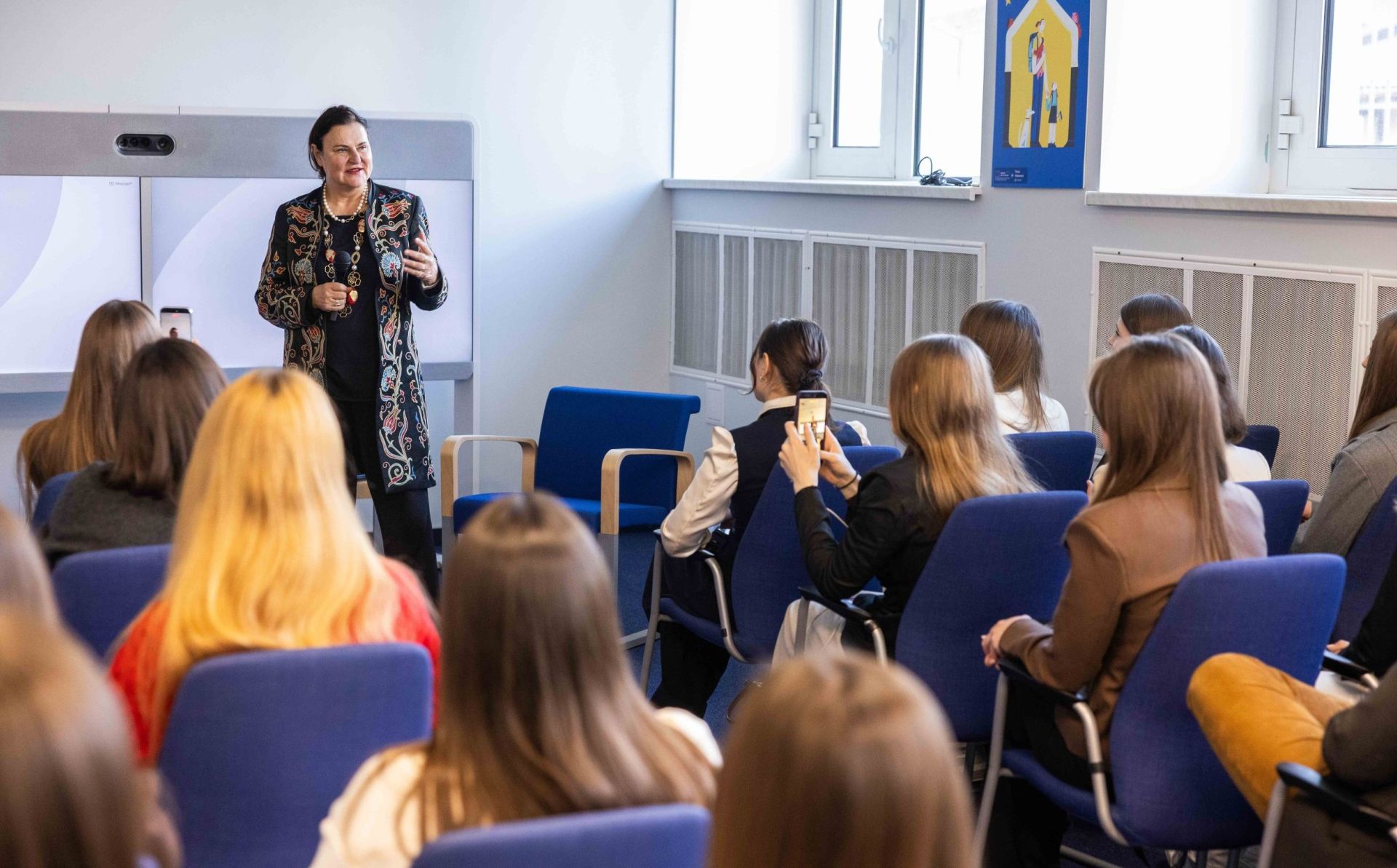 EU ambassador to Ukraine meets Young European Ambassadors in Kyiv