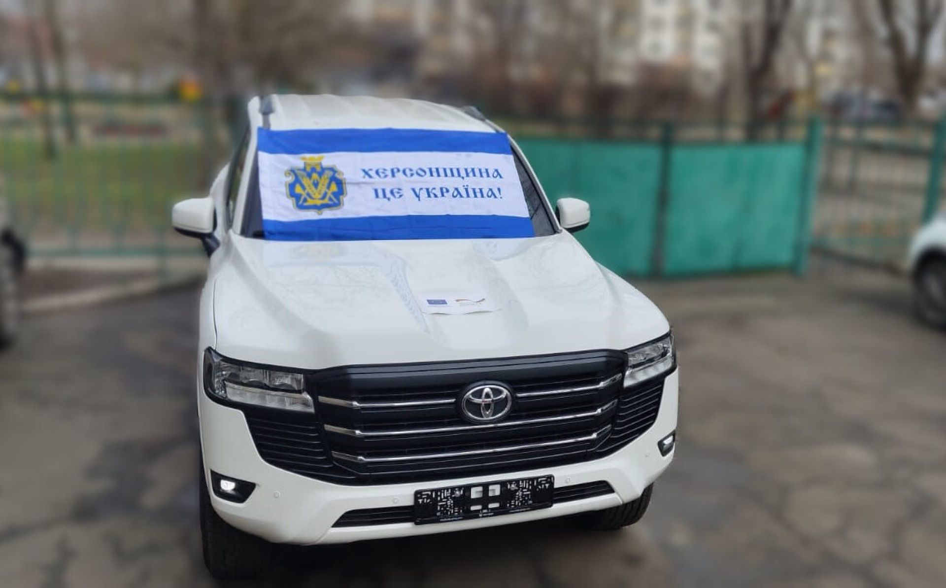Ukrainian prosecutors in Zaporizhzhya and Kherson receive two armoured vehicles from the EU