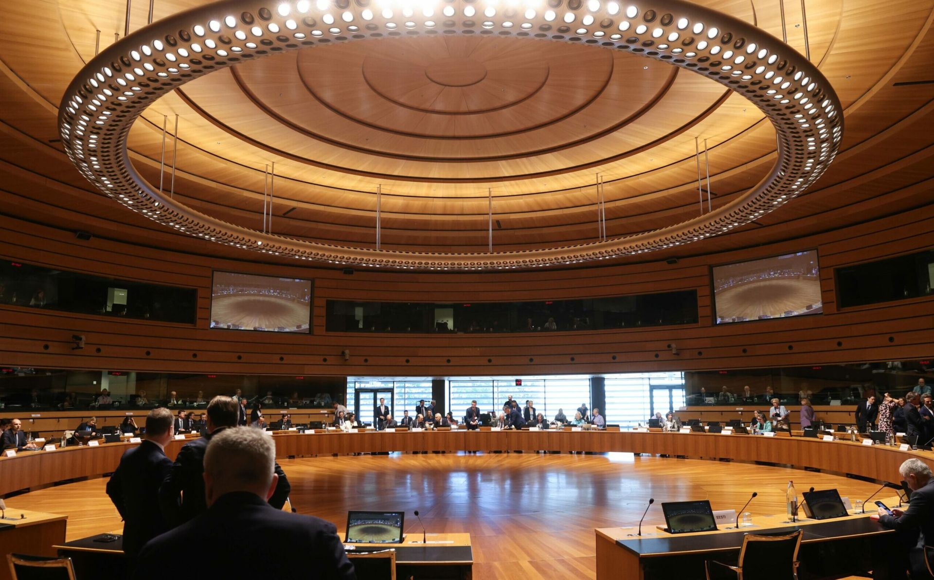 Fourteenth package of sanctions on Russia’s war of aggression against Ukraine: EU lists additional 69 individuals and 47 entities