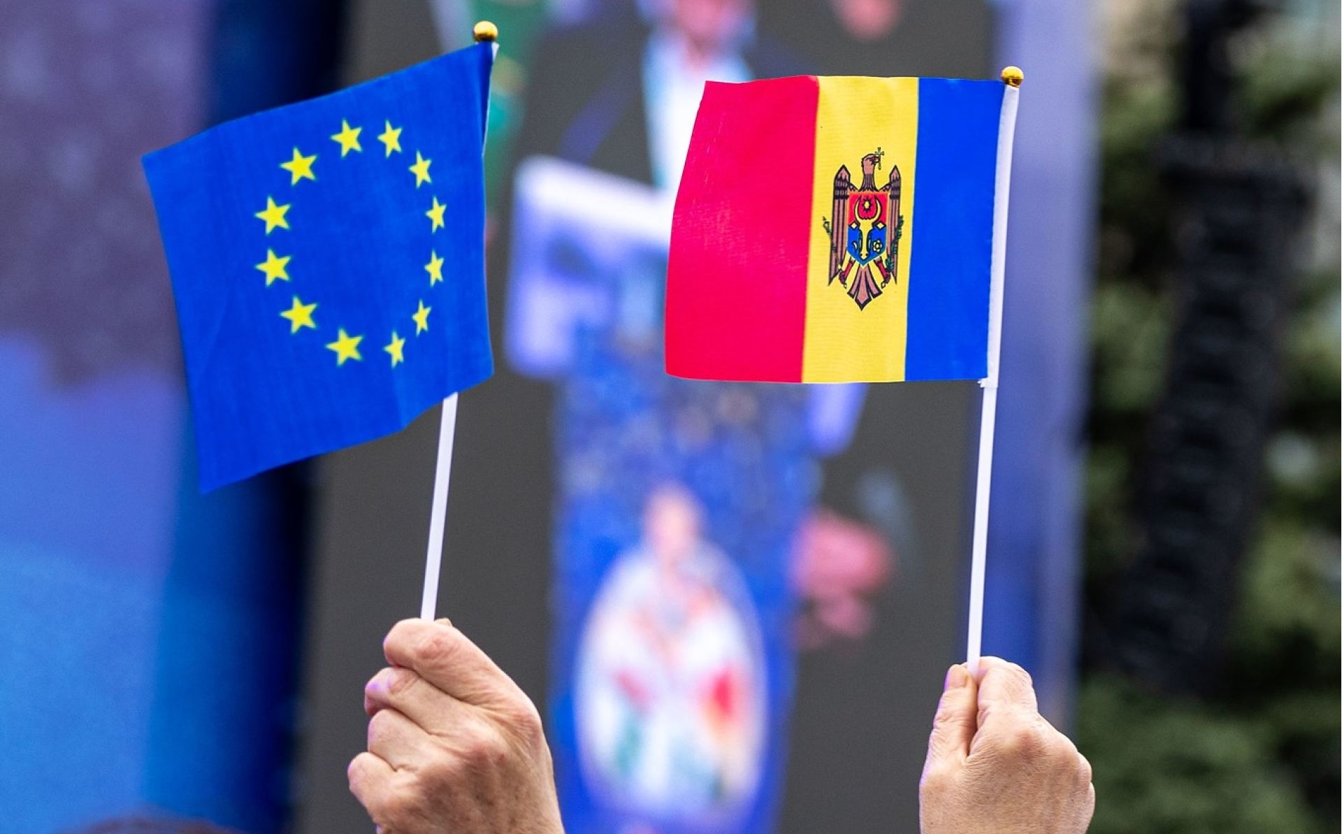 ЕС ввел санкции против 7 физических и 3 юридических лиц за дестабилизацию ситуации в Молдове