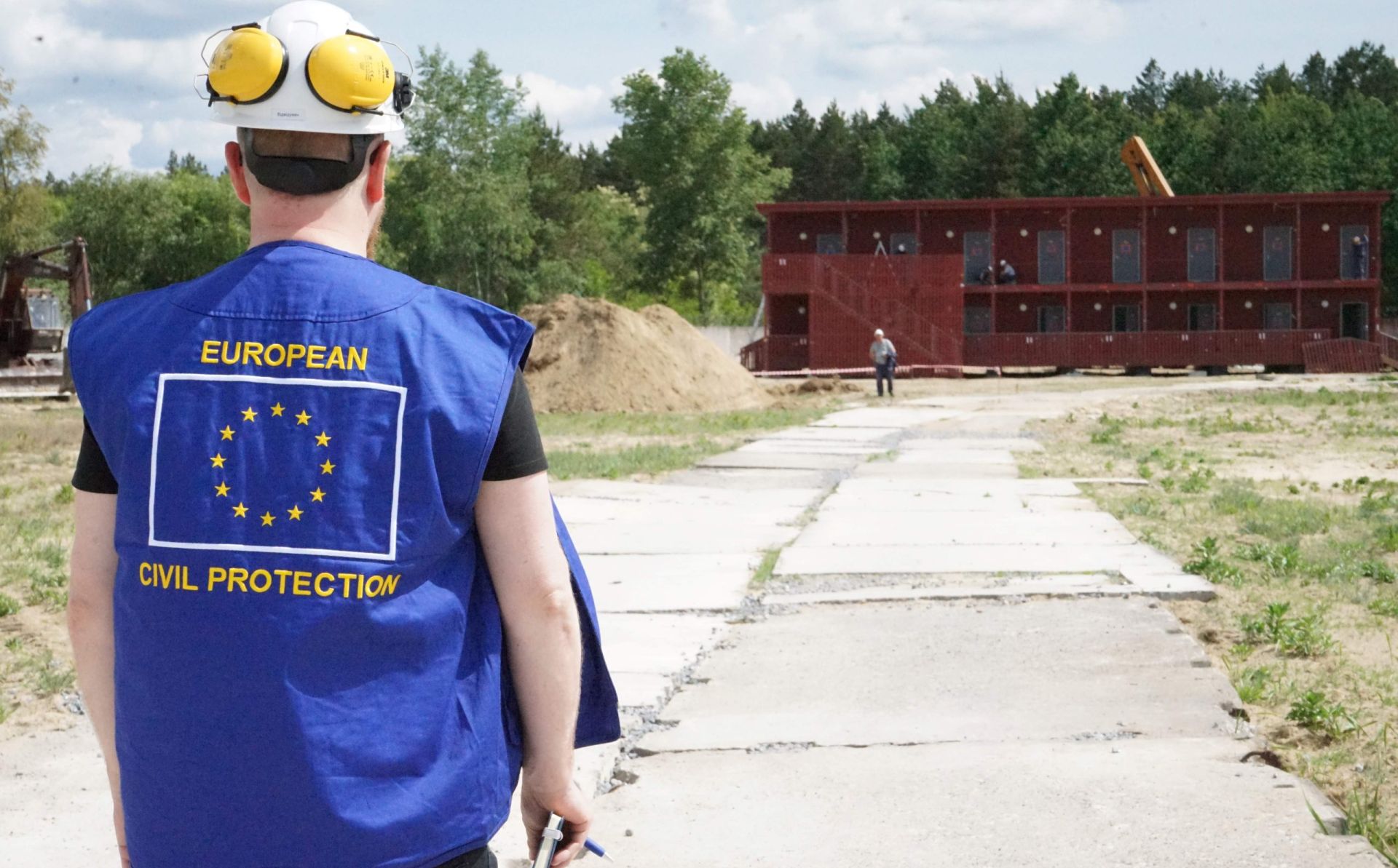 Фундамент майбутнього: надання нових домівок українцям, які стали жертвами війни