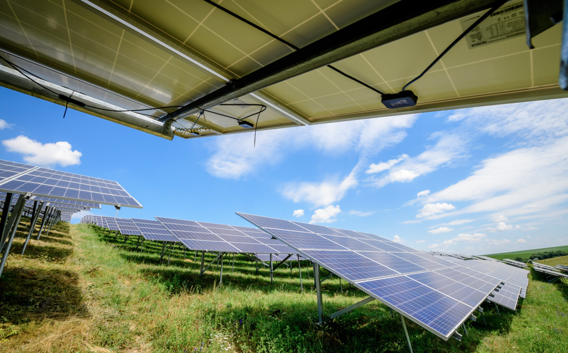 EBRD backs Ukrenergo to resolve payment crisis in renewables sector