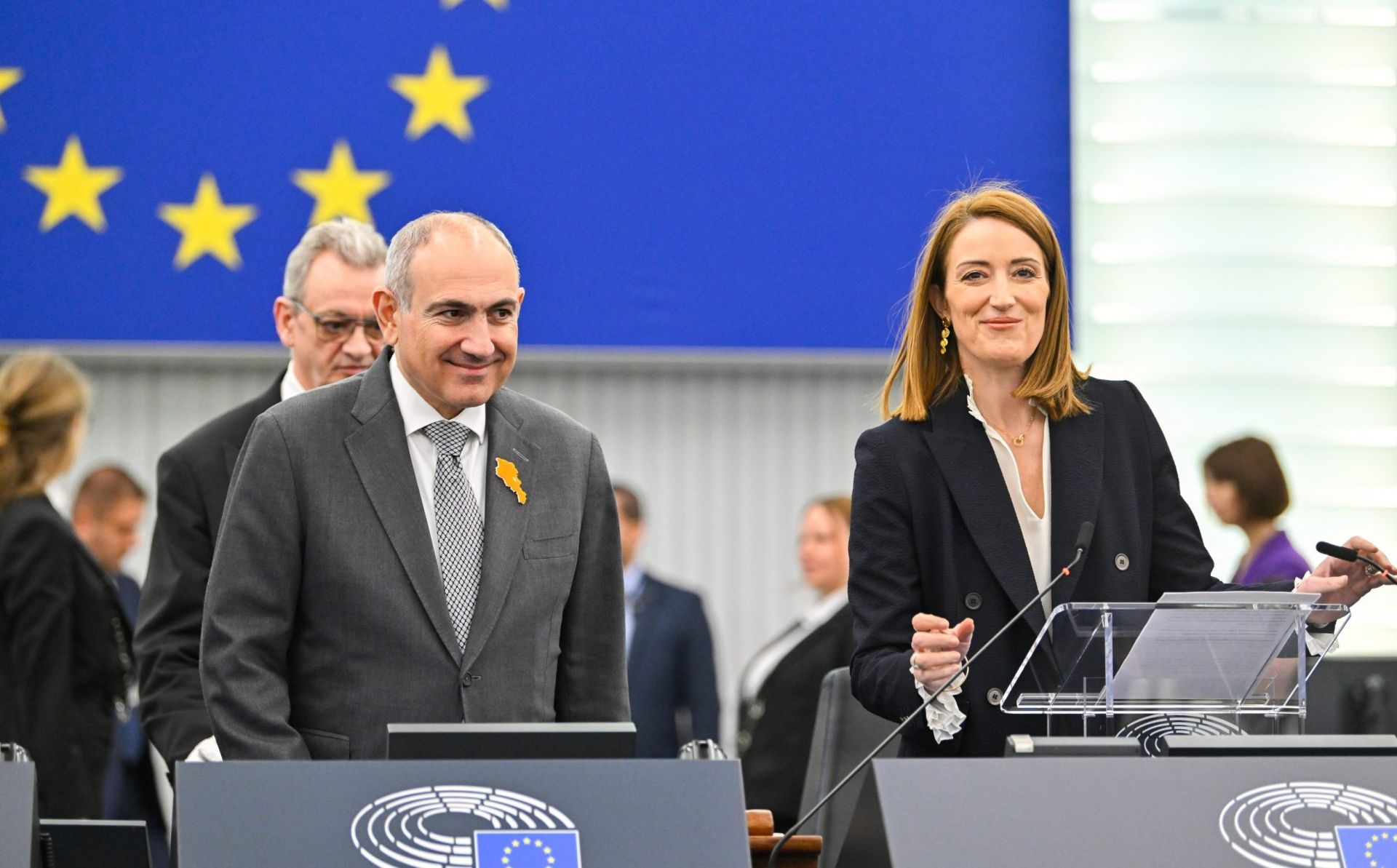 Armenia’s Prime Minister addresses European Parliament on peace efforts with Azerbaijan and accession to EU