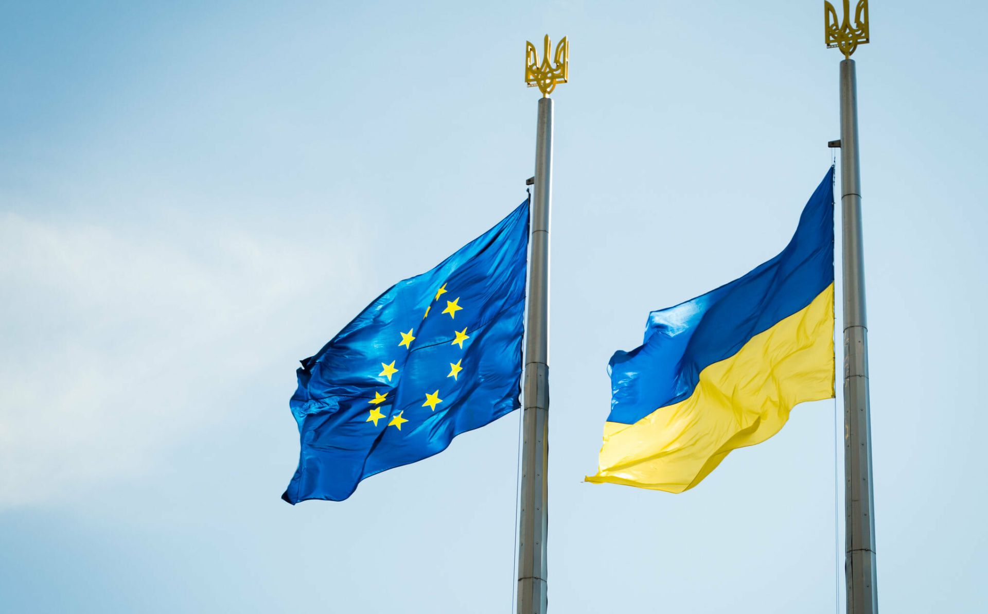 ЕС принял новый пакет санкций – под запрет попало российское золото