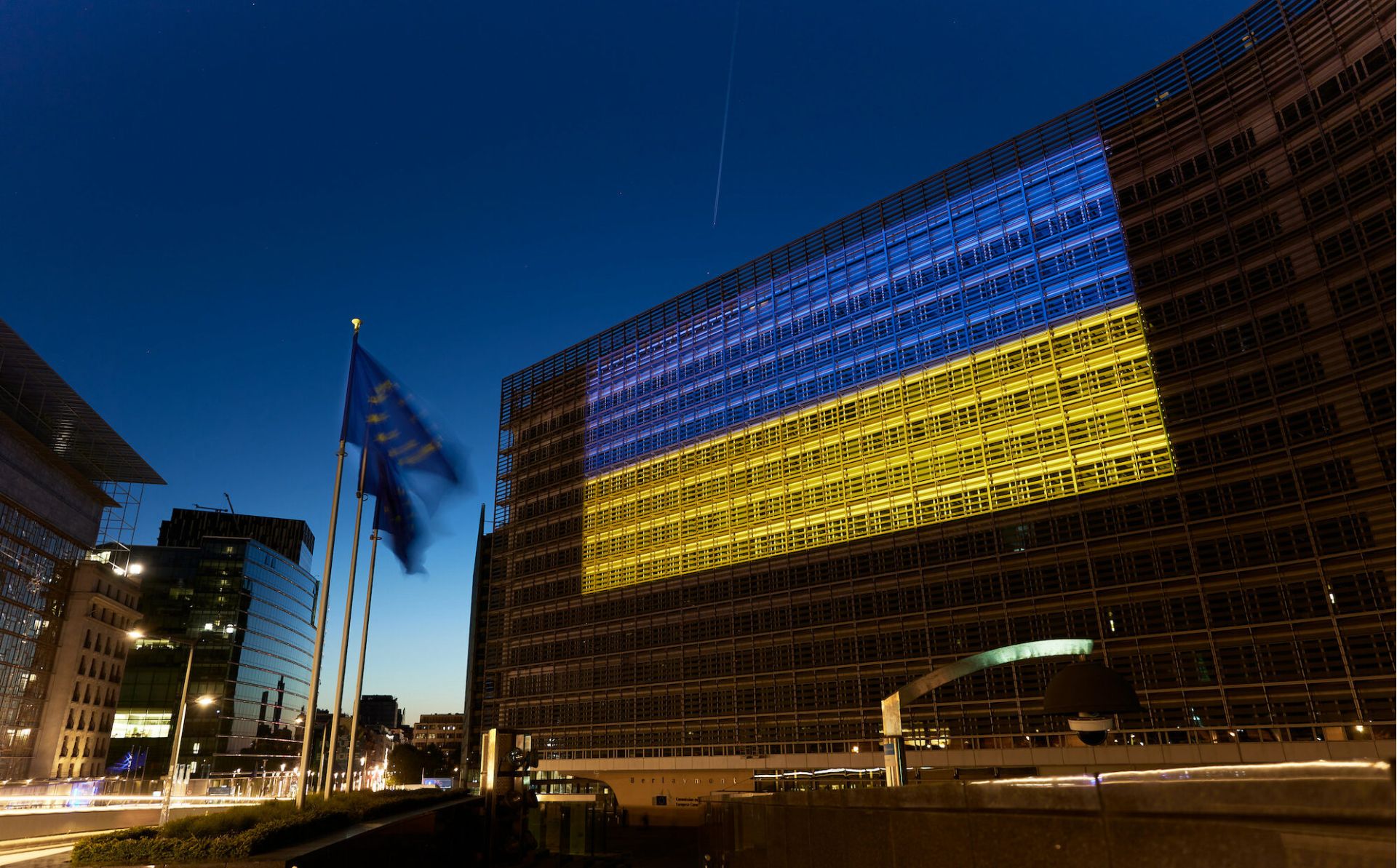 European Commission adopts new package of measures to reinforce impact of sanctions against Russia