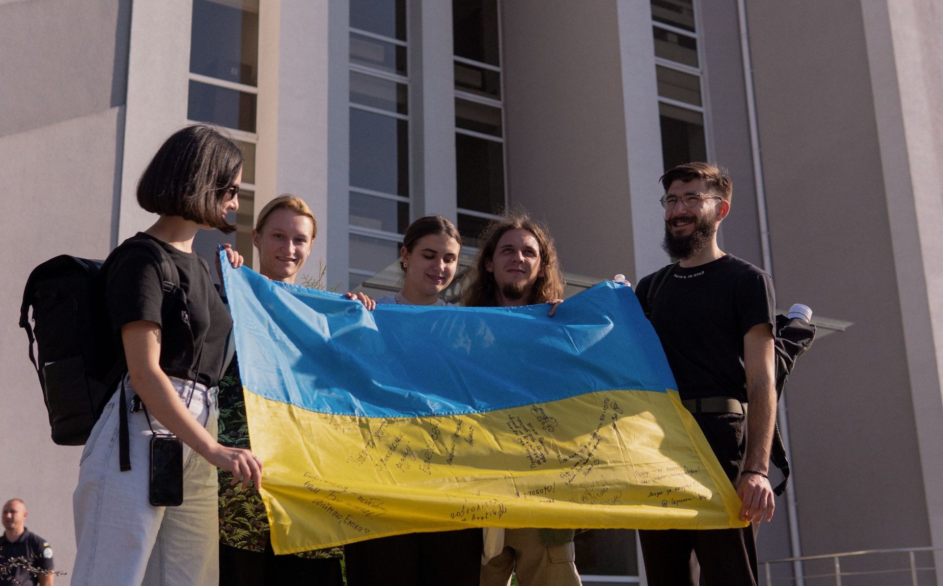 Most Ukrainians see good relations with EU and would vote for accession, poll finds