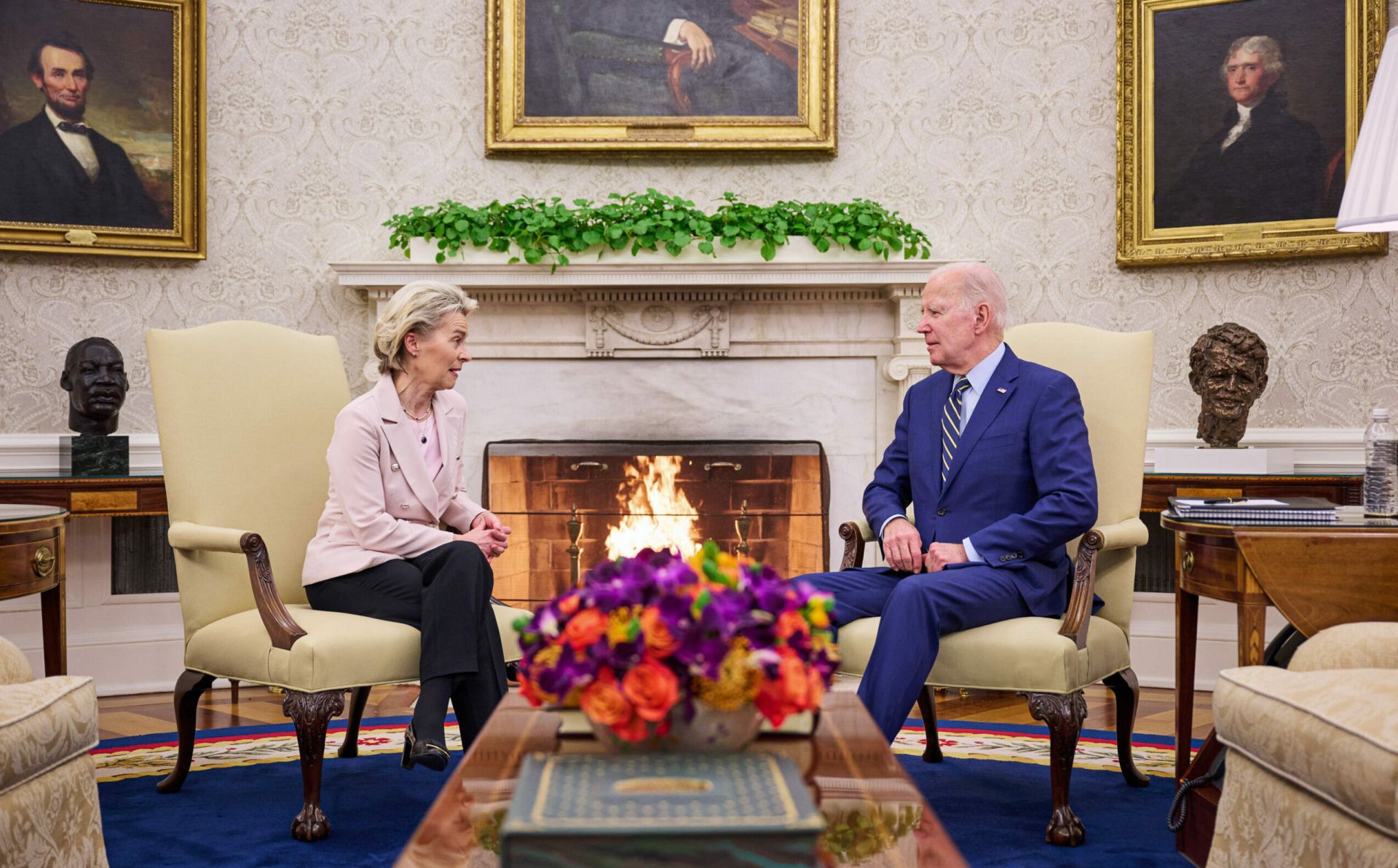 Ursula von der Leyen meets Joe Biden: EU and US to continue comprehensive support to Ukraine