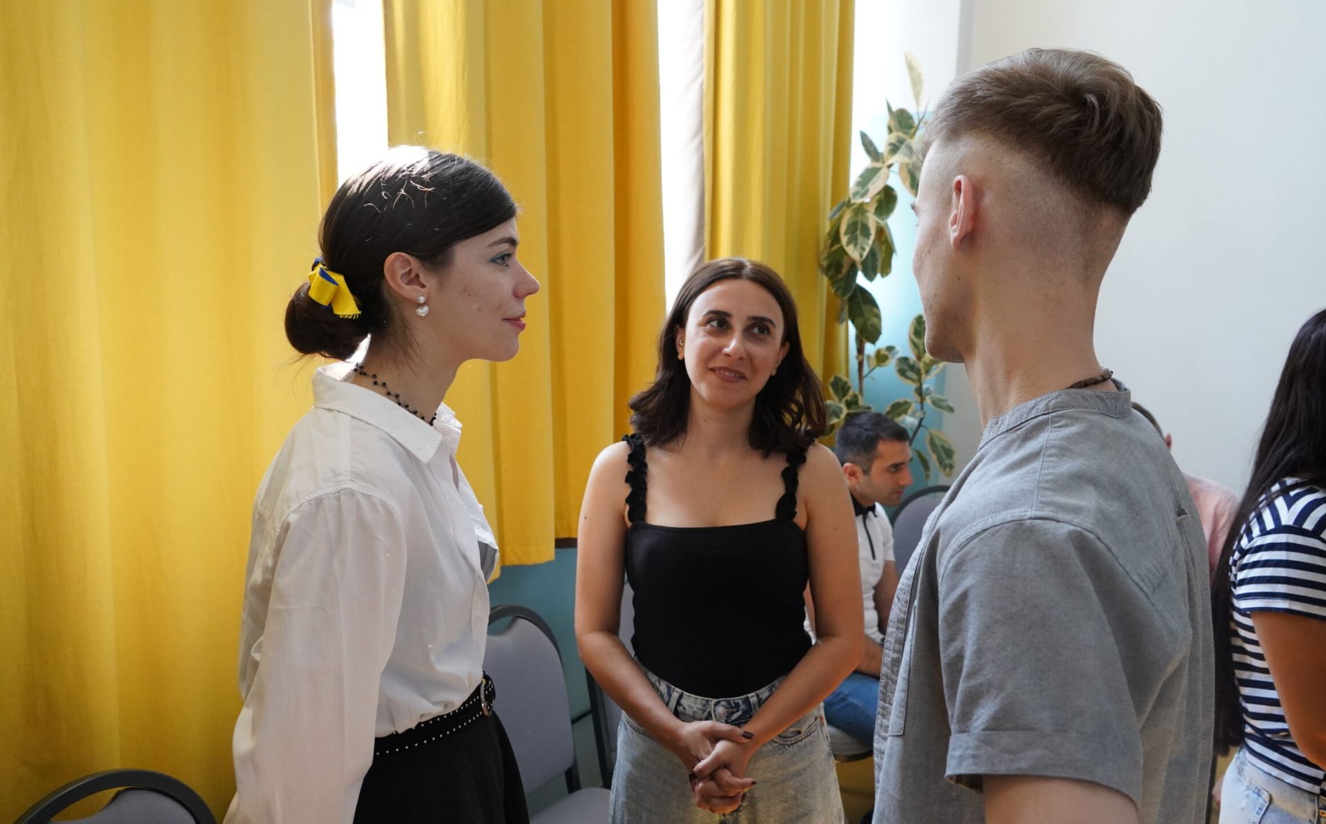 EU4Youth Alumni help young Ukrainians to develop skills and contribute to victory