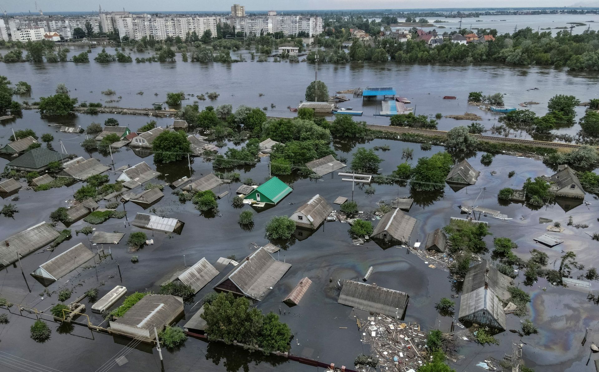 The destruction of the Kakhovka hydroelectric power station – legal responsibilities