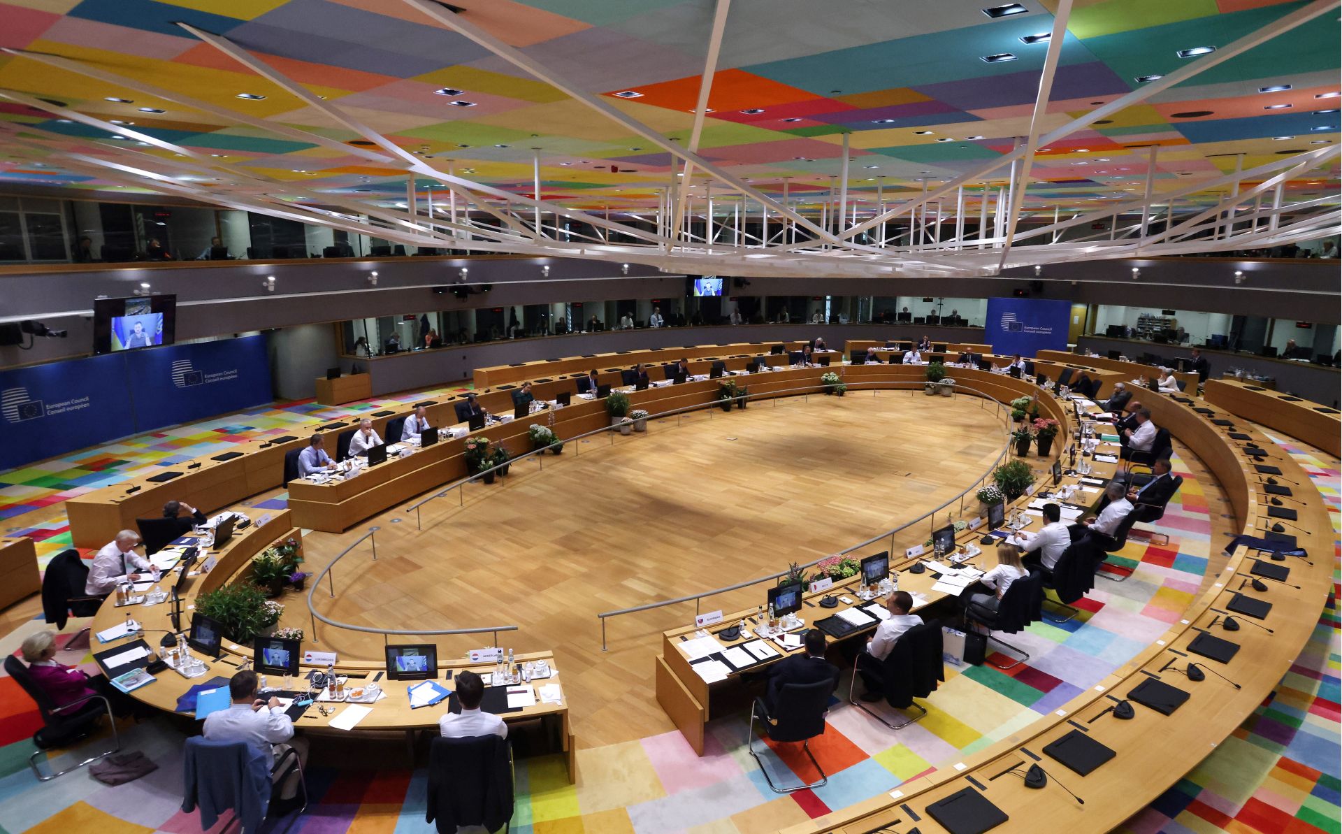 EU leaders agree on new sanctions against Russia, including ban of Russian oil and de-swifting Sberbank