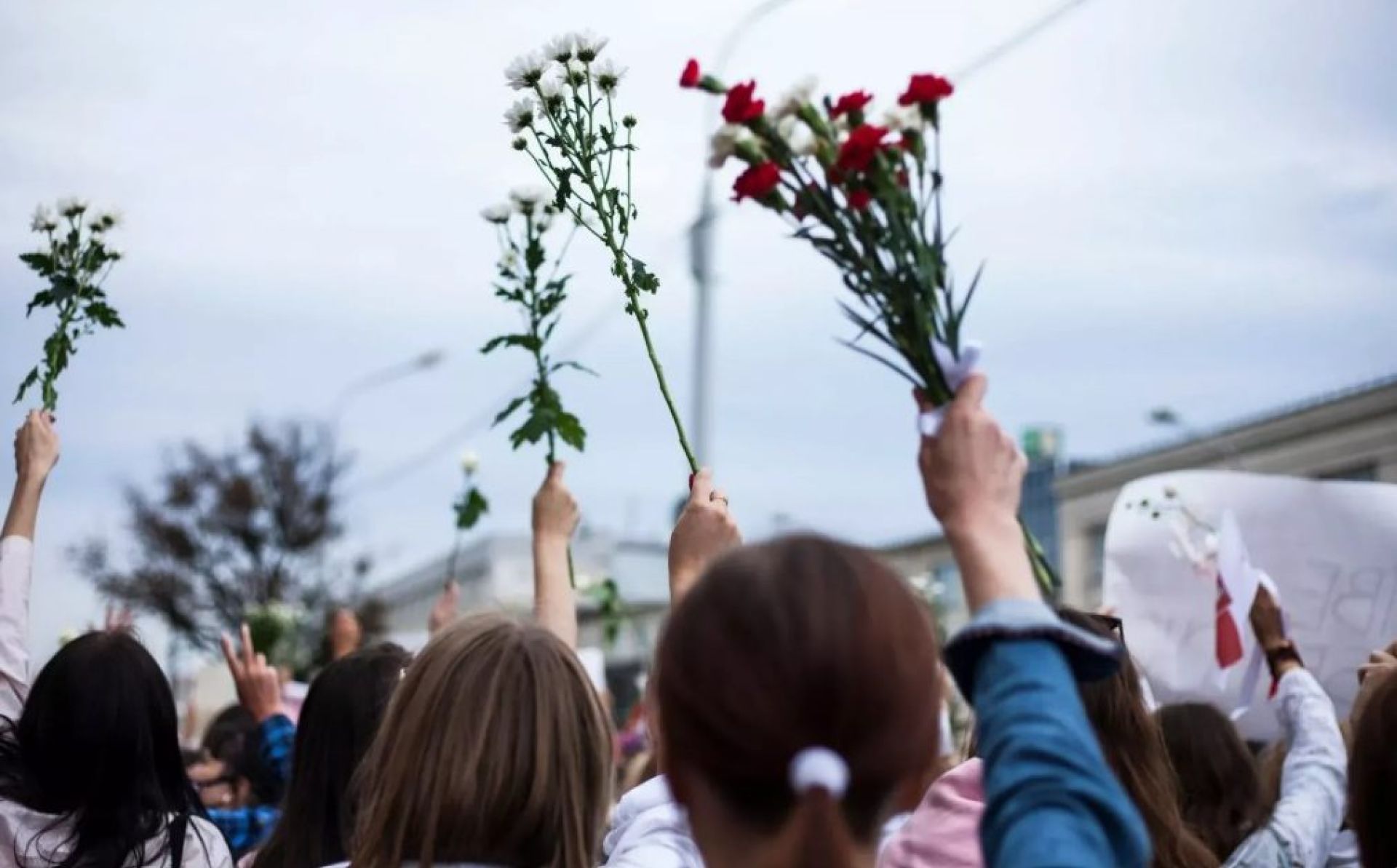 Zerkalo keeps millions of Belarusians informed when silence is the state’s strategy