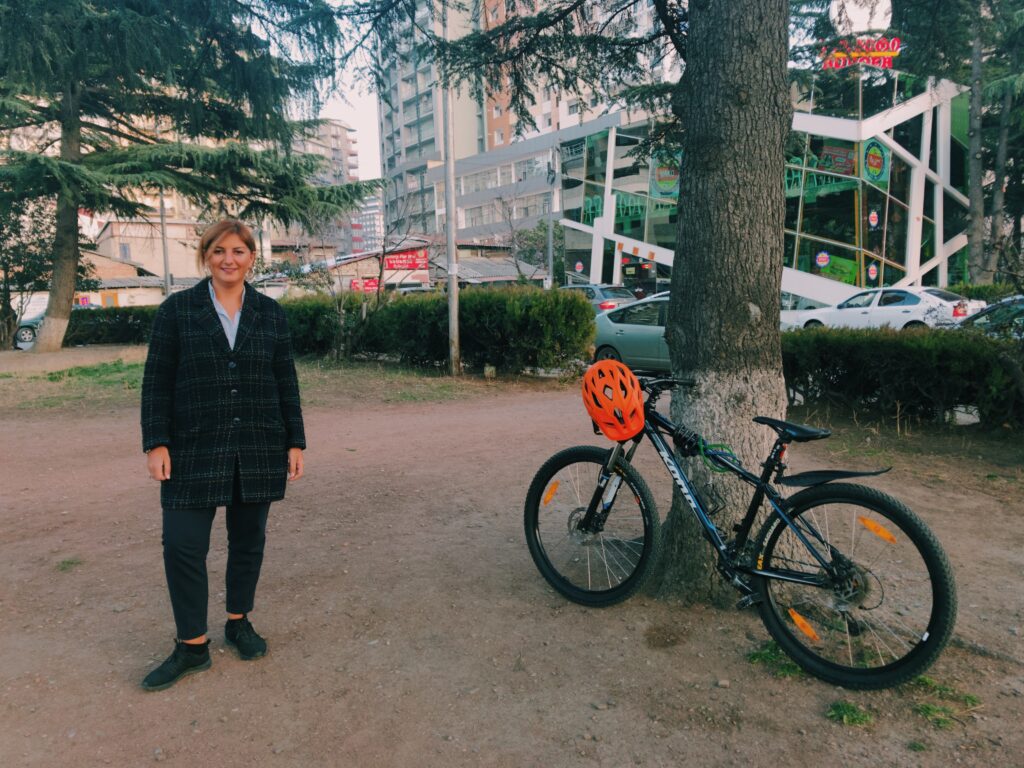 Лика Мерабишвили - грузинка, которая при поддержке ЕС стремится продвигать велоспорт в Тбилиси
