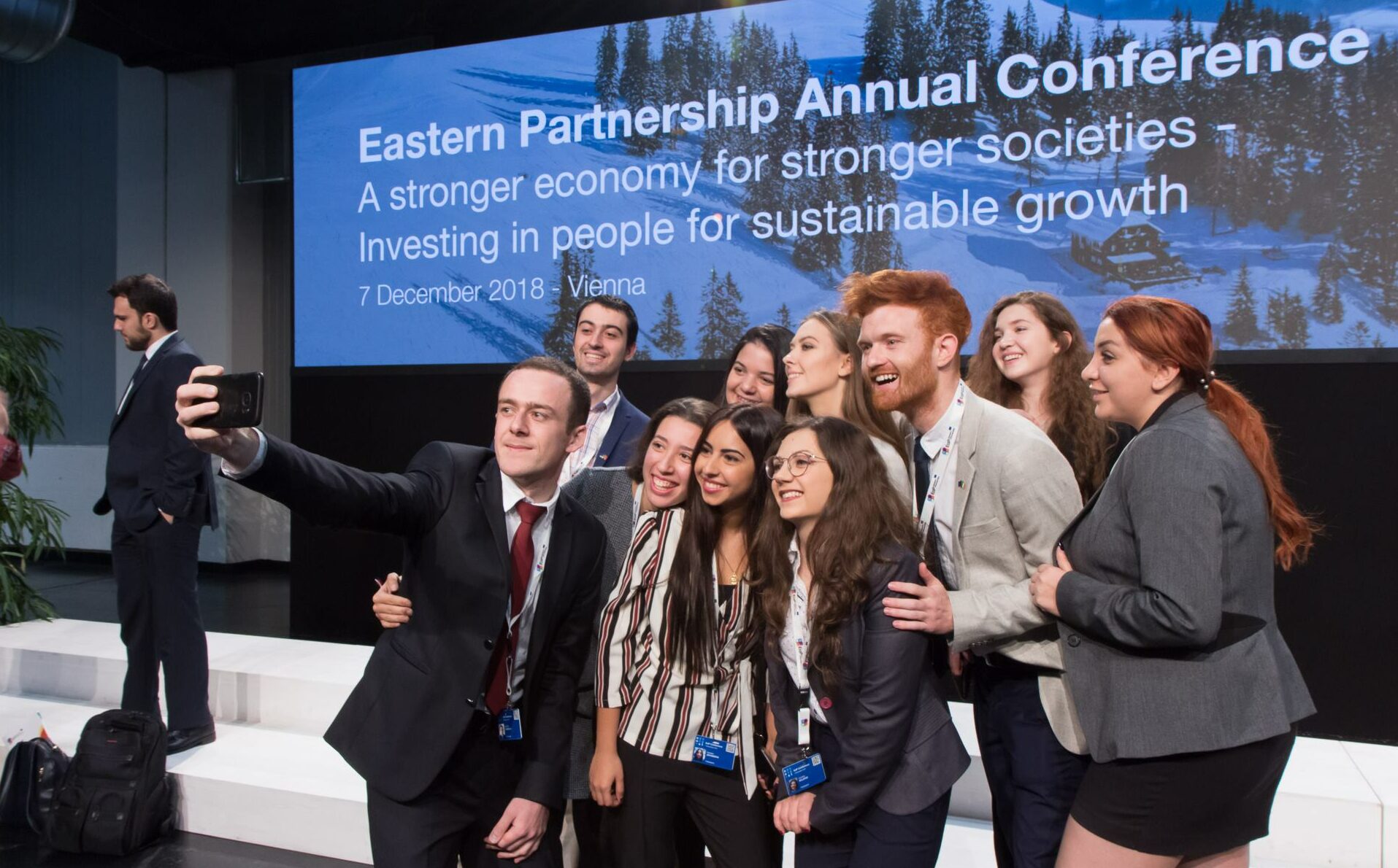 Young European Ambassadors in EU - EU NEIGHBOURS east