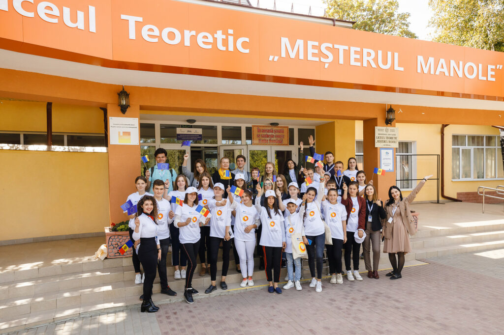 Teamwork makes the dream work: My YEAs experience visiting schools in Moldova