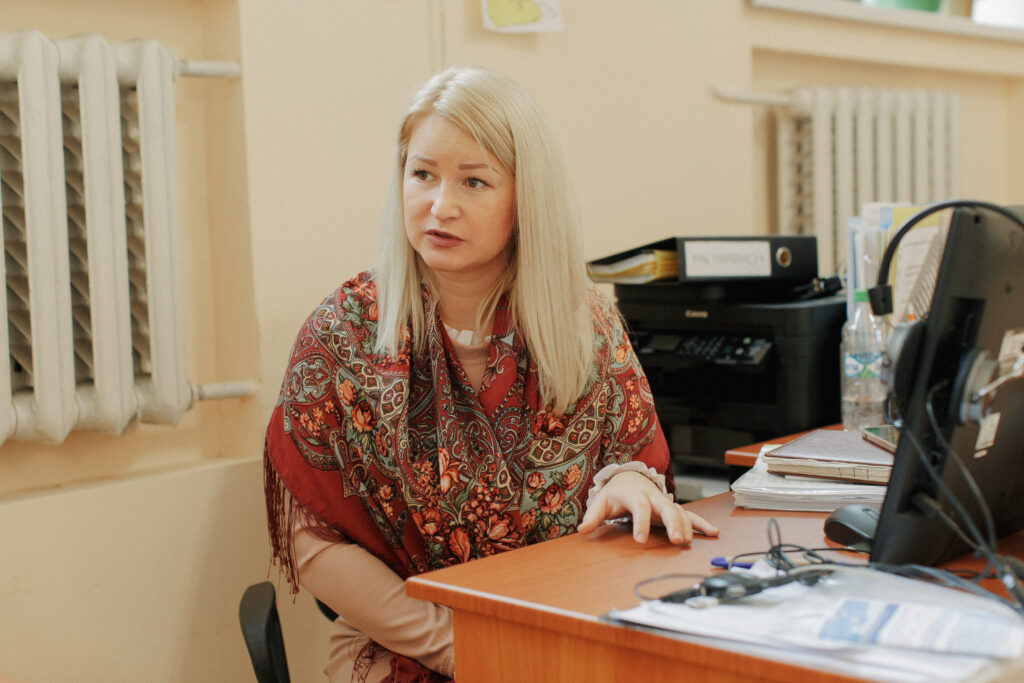 “Когда она родилась, никто ничего не объяснял”. Как мобильные службы помогают семьям людей с ограниченными возможностями в Молдове