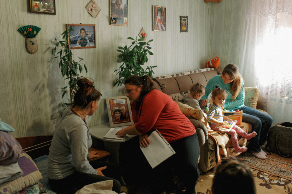 “When she was born, nobody explained anything”. How mobile teams help families that have members with special needs in Moldova