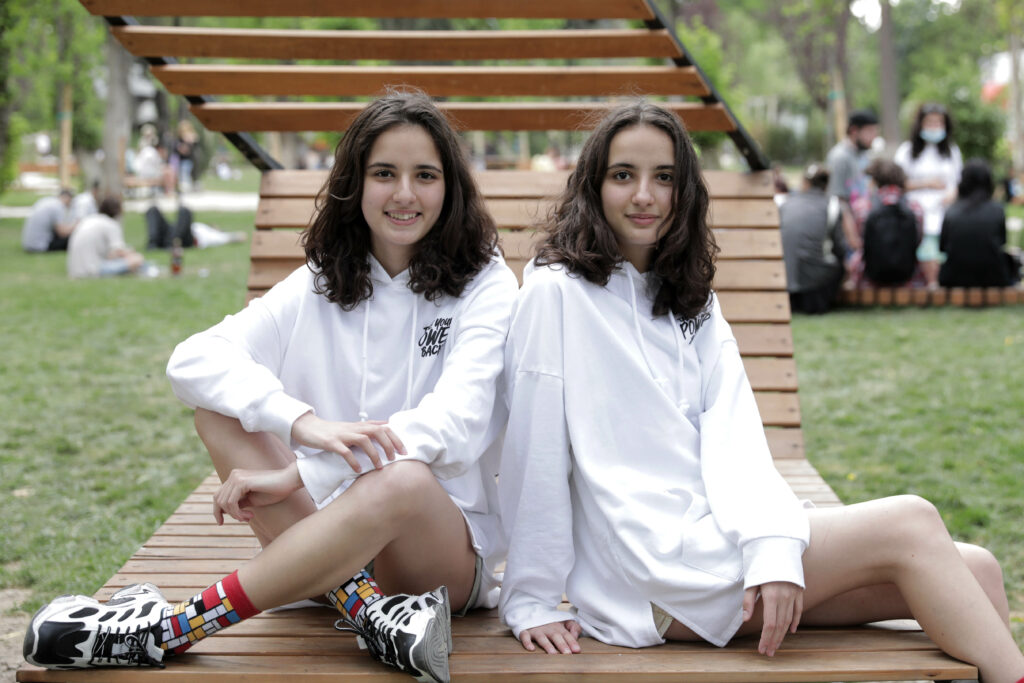 The twin sisters whose lives were changed by digital skills