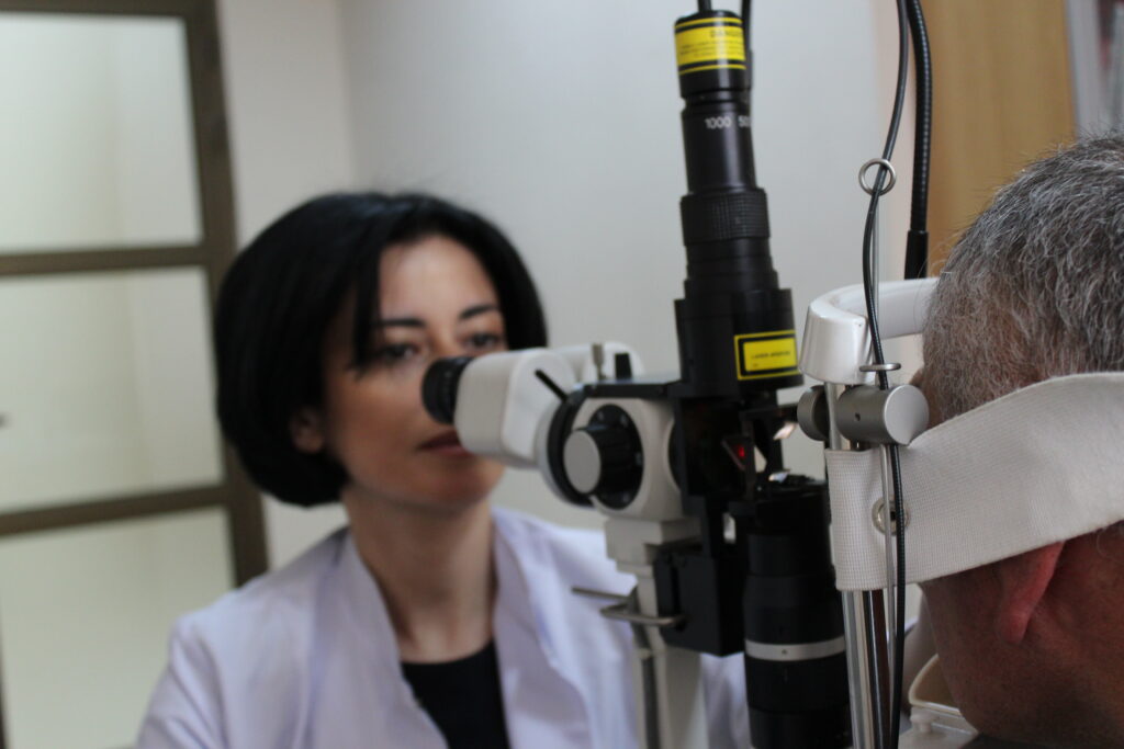 Грузия: Директор глазной клиники строит амбициозные планы по внедрению инноваций при поддержке ЕС