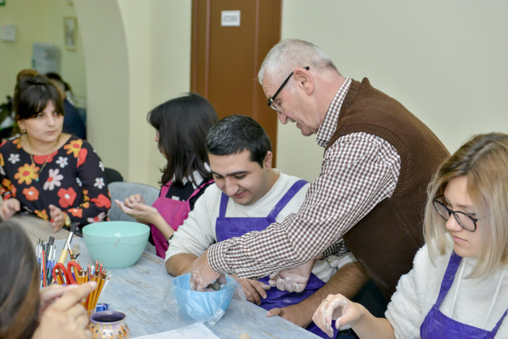 Baku’s first inclusive craft class: sparking interest in children with disabilities