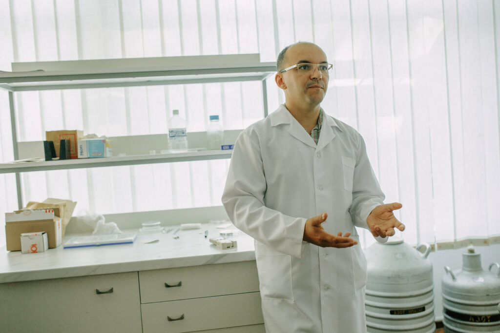 Nanotechnology laboratory makes science more accessible to Moldovan youth, with EU support