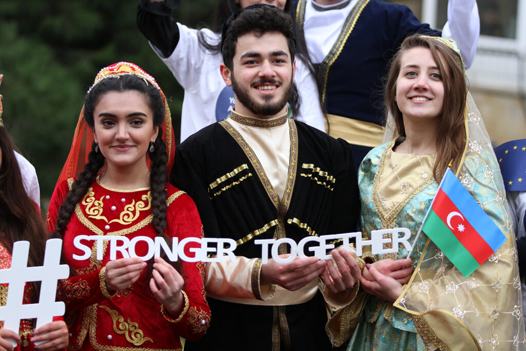 Восточному партнерству Евросоюза 10 лет: что изменилось для Азербайджана?