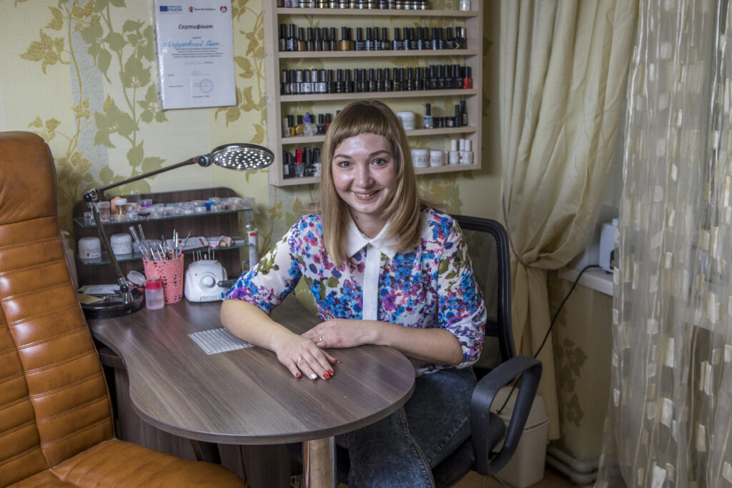 A second chance in Donetsk: how EU support gave Olena better skills for a better future