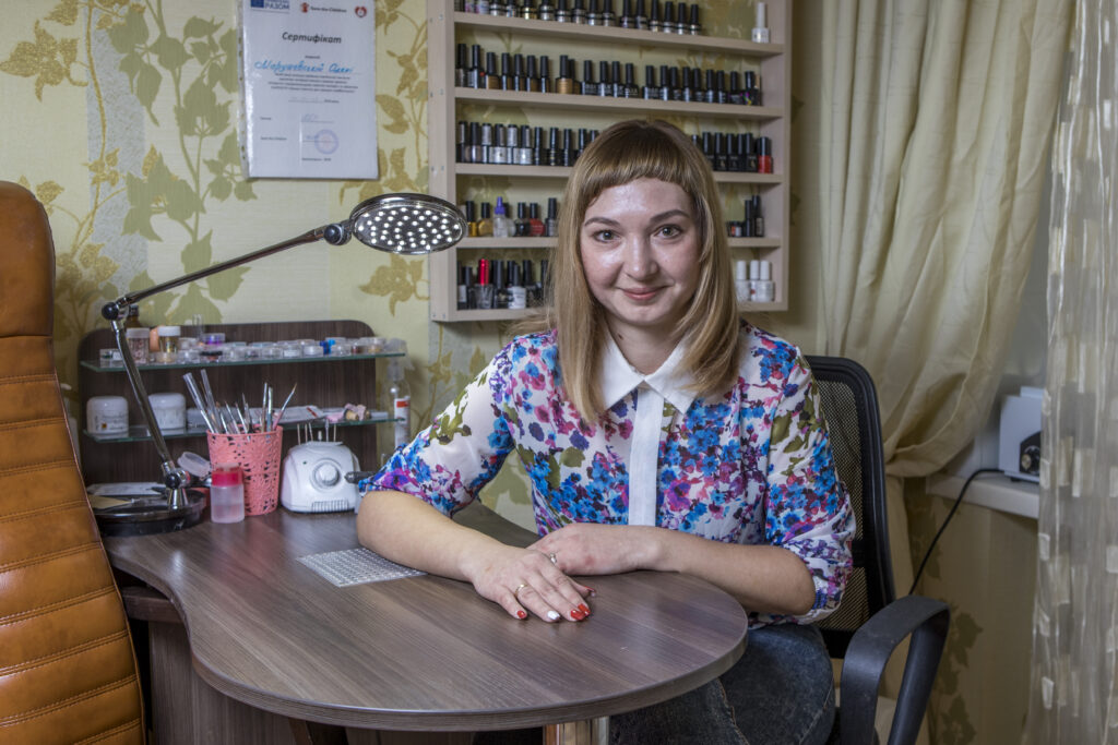 Второй шанс в Донецке: как поддержка ЕС помогла Елене получить лучшие навыки для лучшего будущего